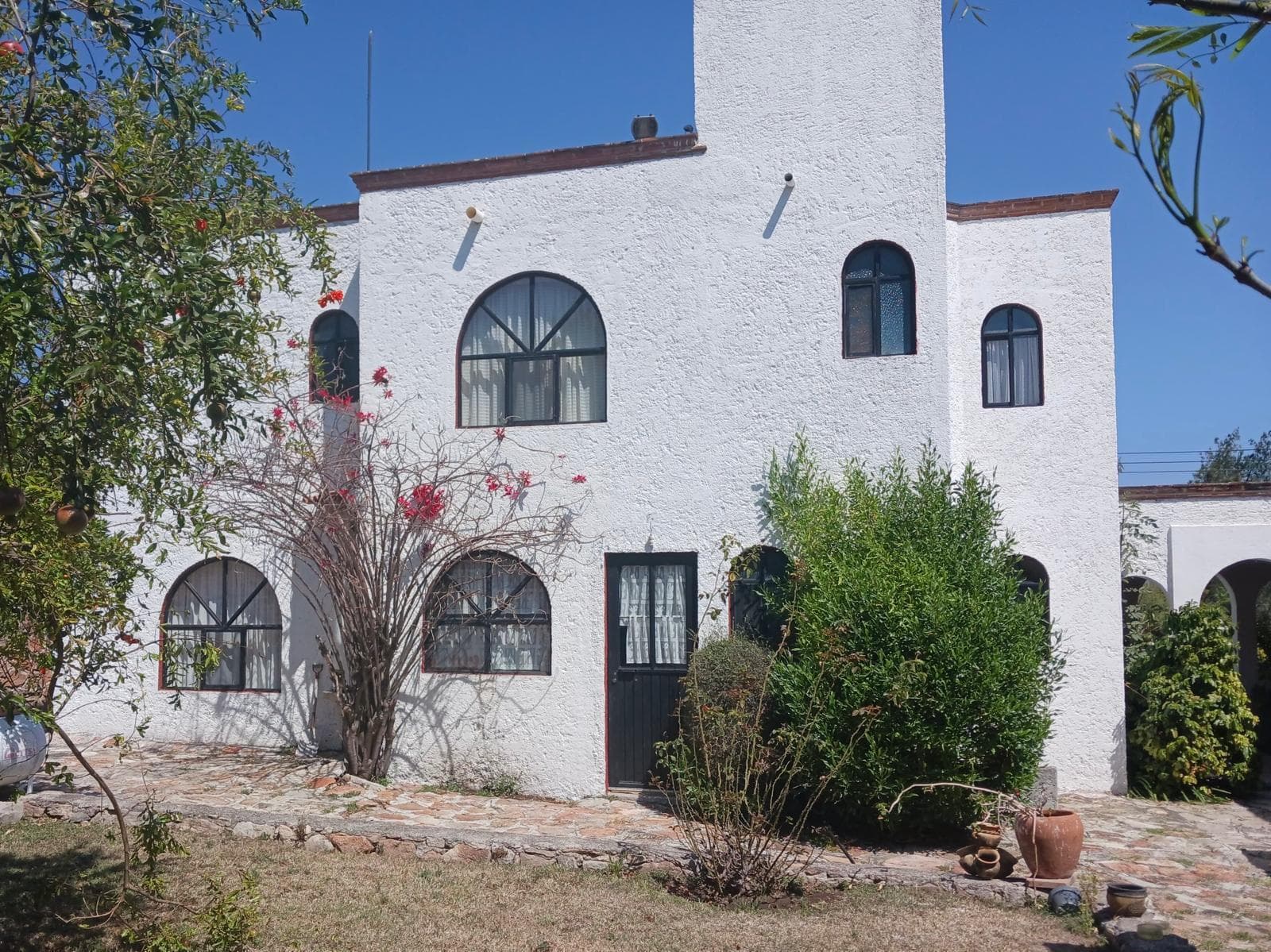 34 Viña Guadalupe — photo 1 of 25