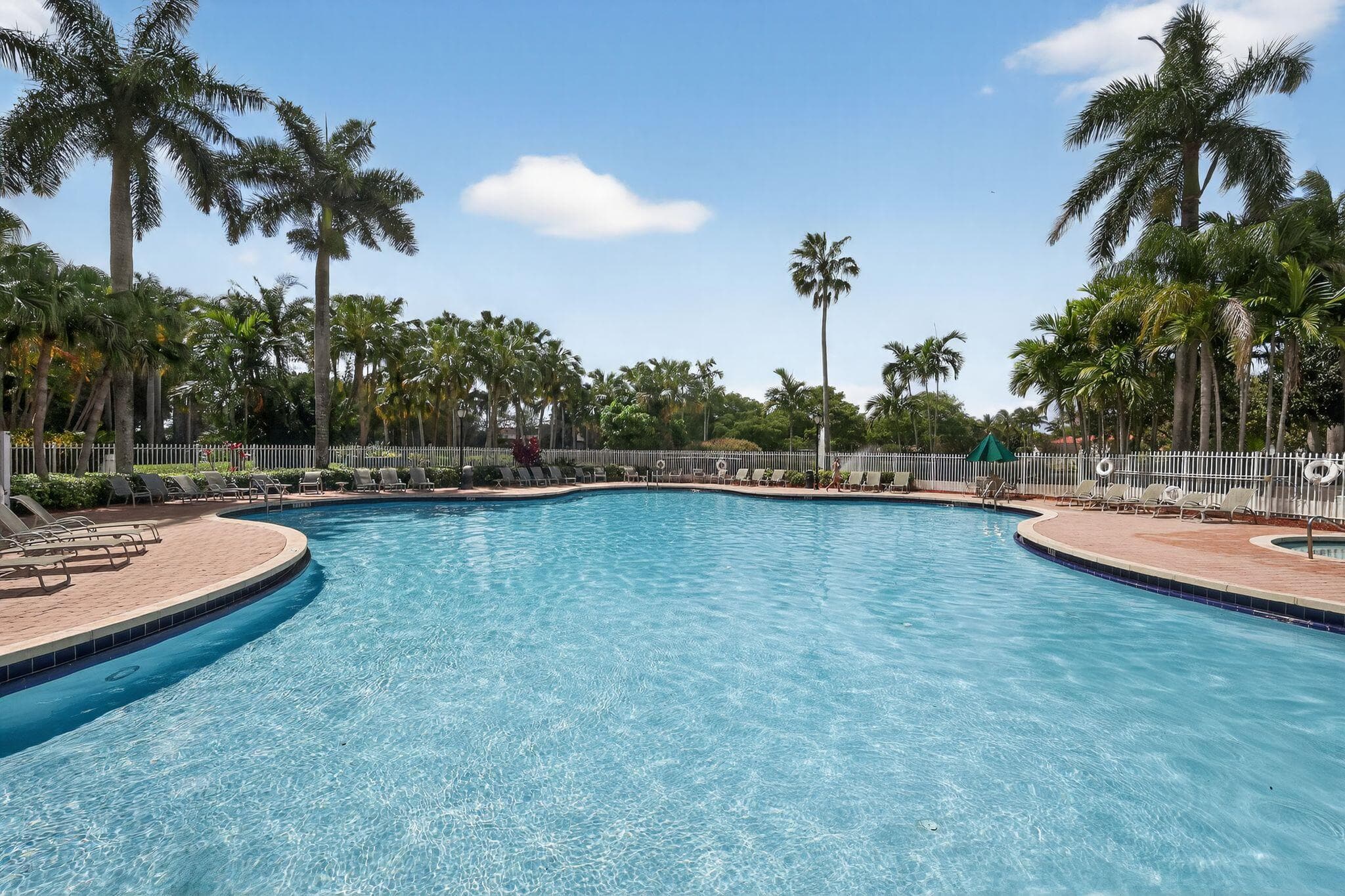 1776 NW 78th Avenue, Pembroke Pines, FL 33024 — photo 25 of 32