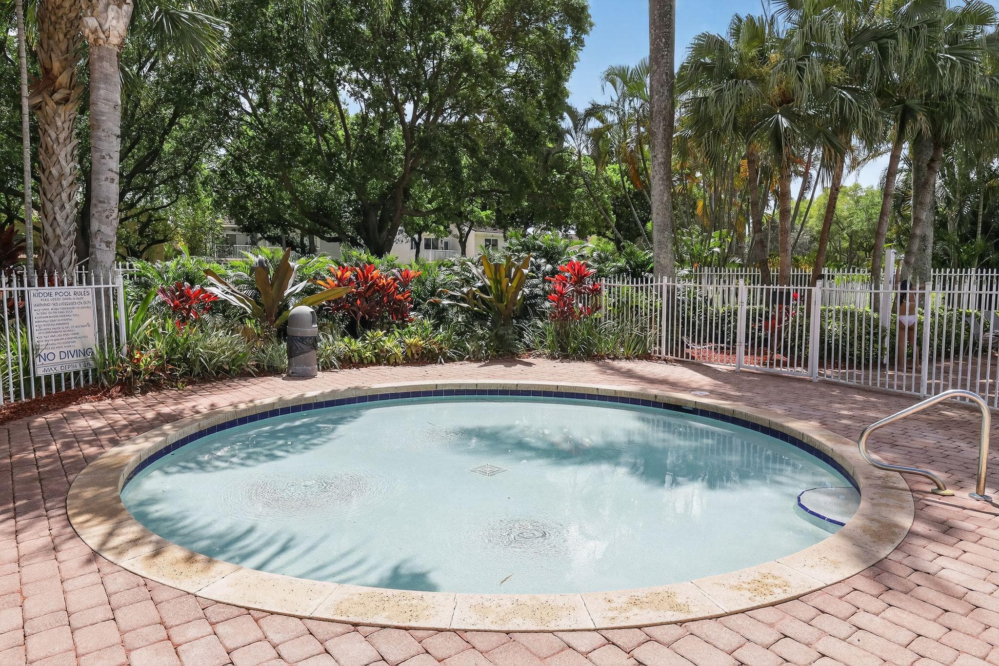 1776 NW 78th Avenue, Pembroke Pines, FL 33024 — photo 26 of 32
