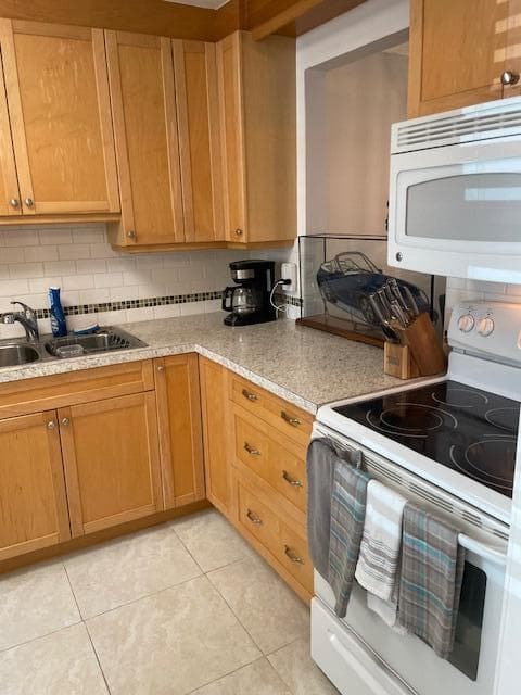 307 Lake Evelyn Drive, West Palm Beach, FL 33411 — photo 5 of 58