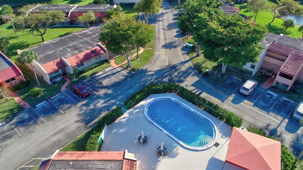 307 Lake Evelyn Drive, West Palm Beach, FL 33411 — photo 47 of 58