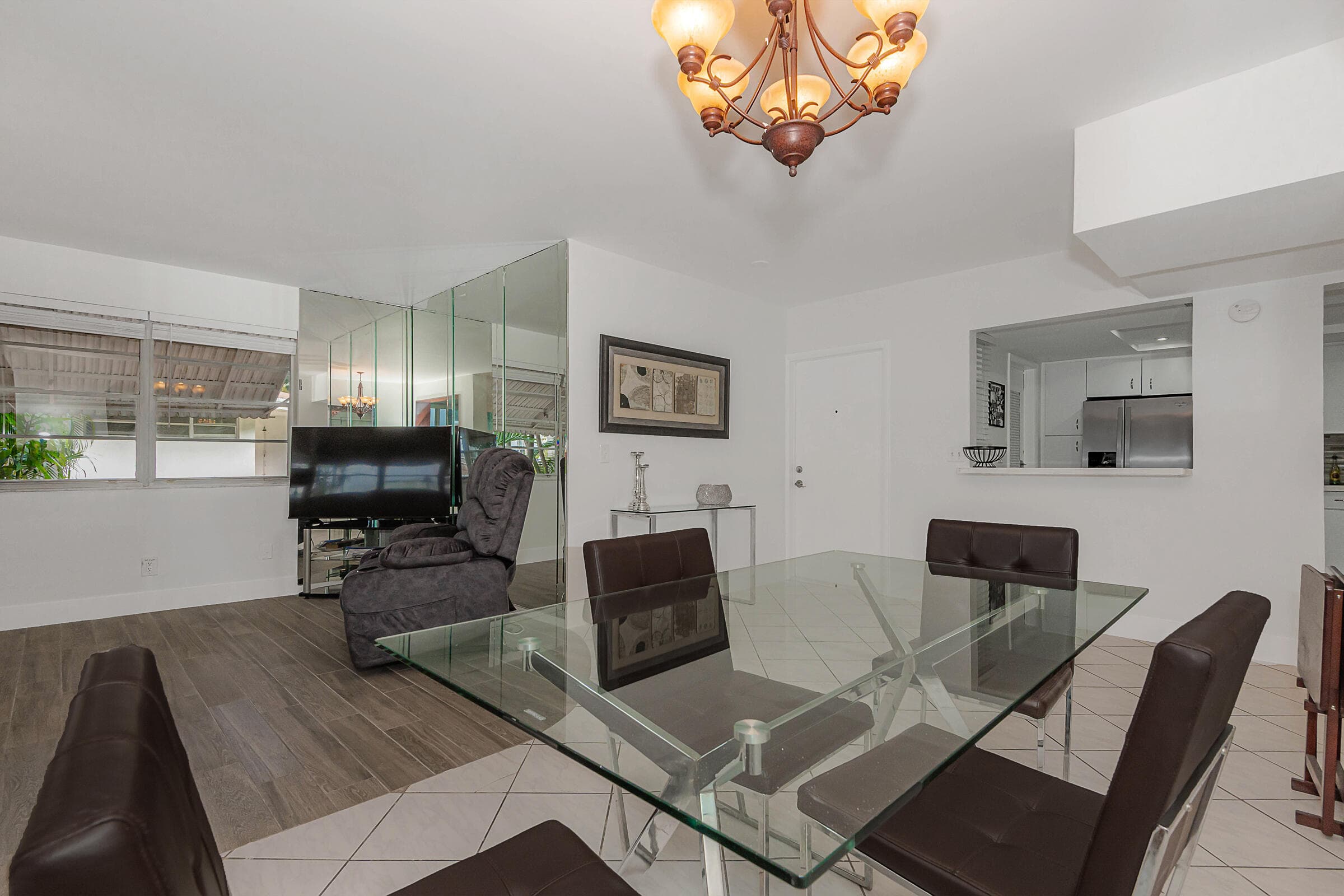 1333 E Hallandale Beach Boulevard 101, Hallandale Beach, FL 33009 — photo 7 of 30