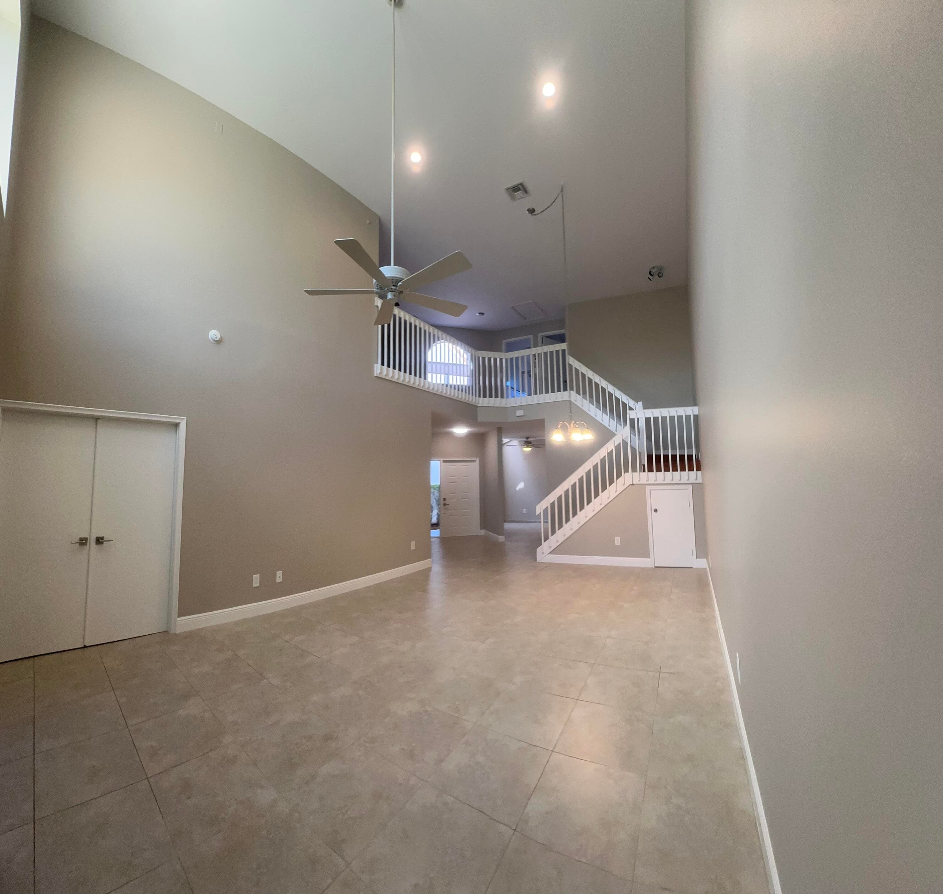 10458 Lake Vista Circle, Boca Raton, FL 33498 — photo 8 of 29