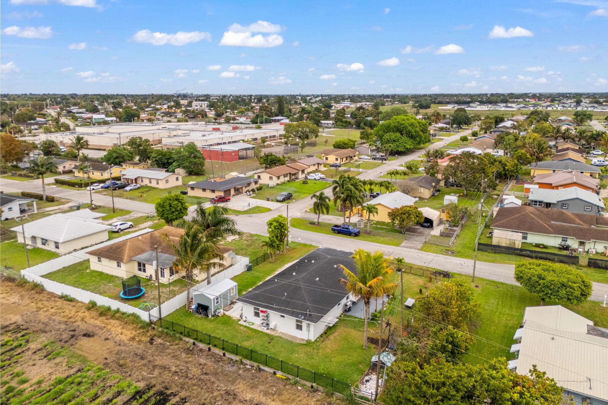 900 SW 12th Street, Belle Glade, FL 33430 — photo 6 of 27