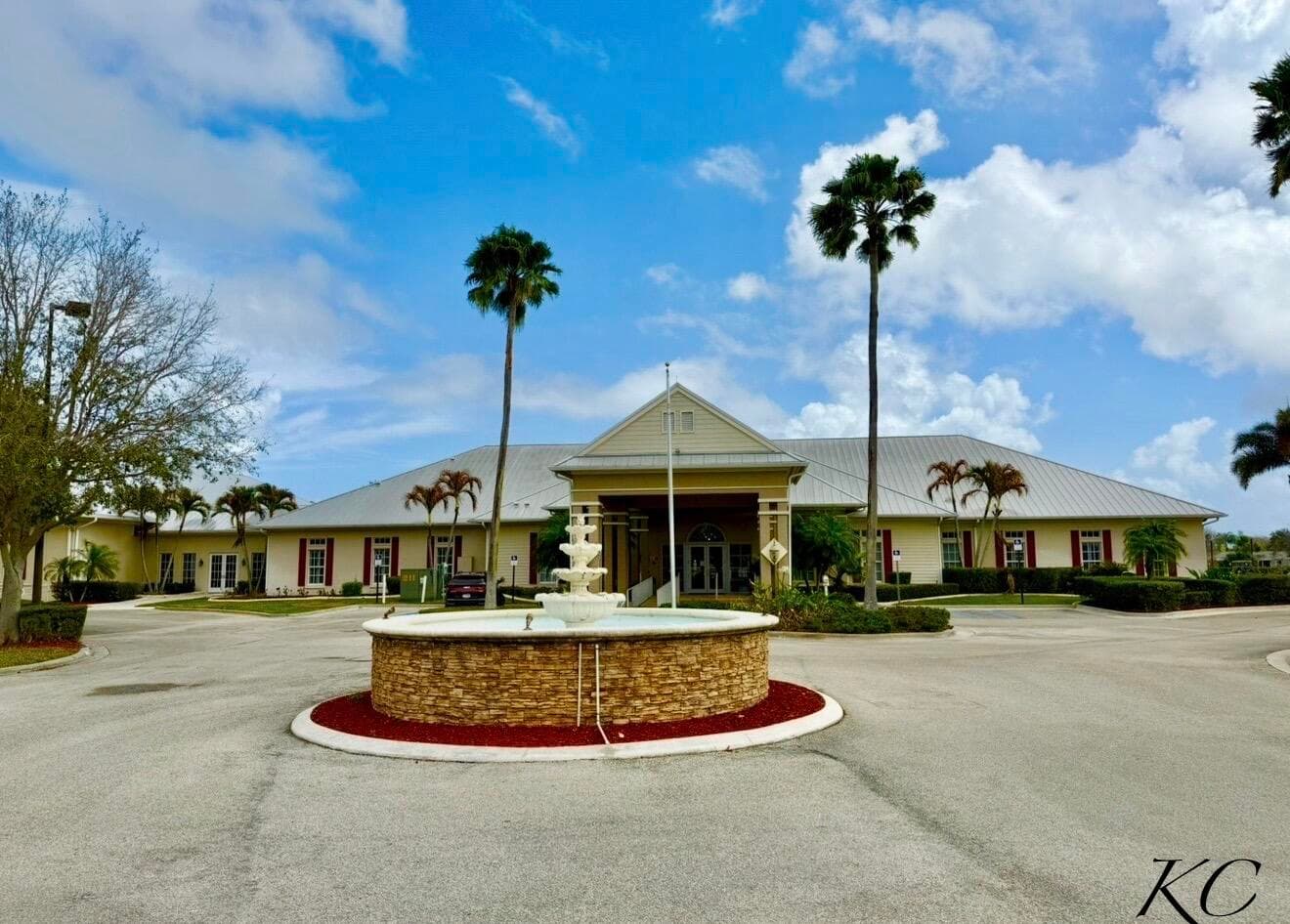 8181 14th Hole Drive, Port St. Lucie, FL 34952 — photo 34 of 42