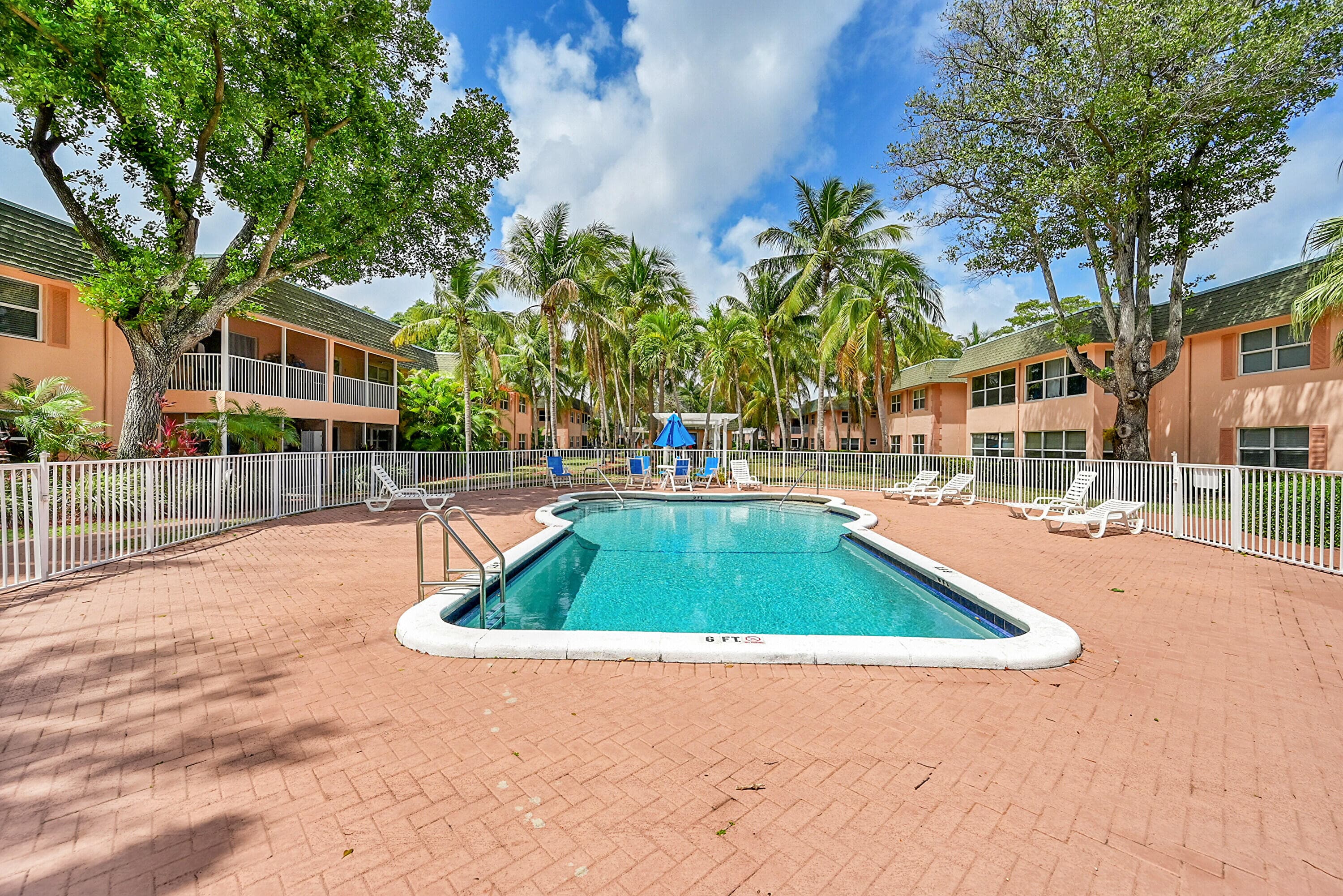 760 SE 2nd Avenue H105, Deerfield Beach, FL 33441 — photo 21 of 33