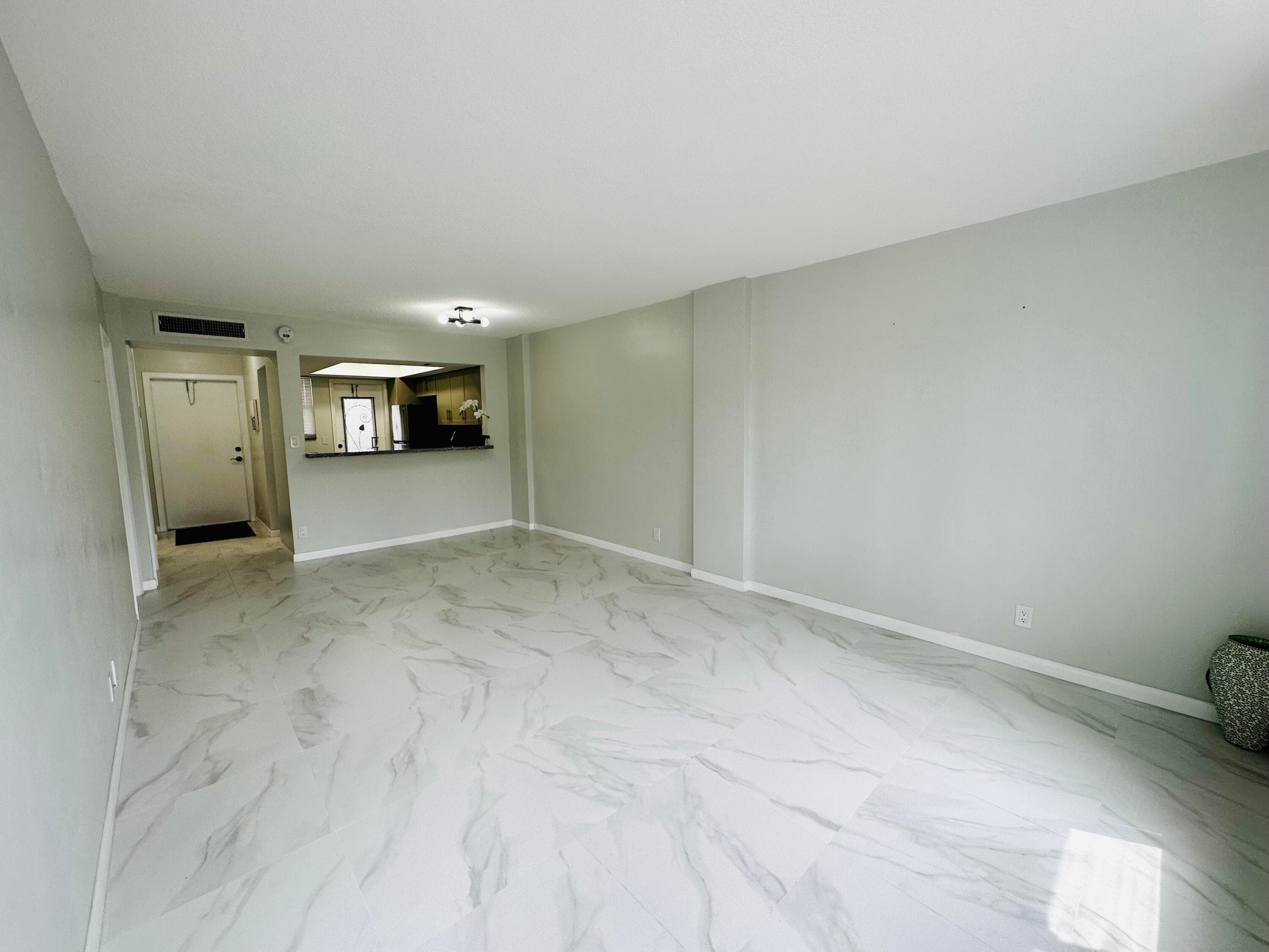 1333 E Hallandale Beach Boulevard 302, Hallandale Beach, FL 33009 — photo 32 of 34
