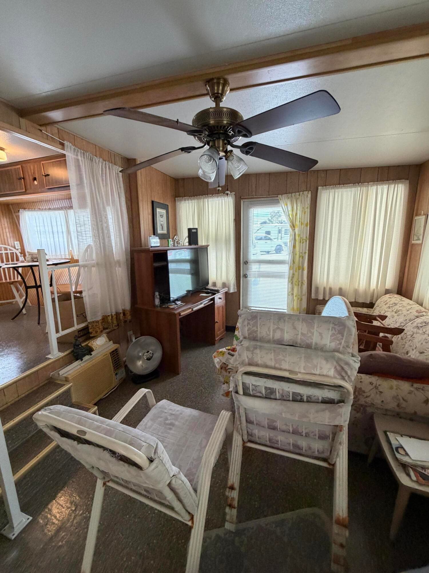 6657 SE 56th Ln, Okeechobee, FL 34974 — photo 4 of 15
