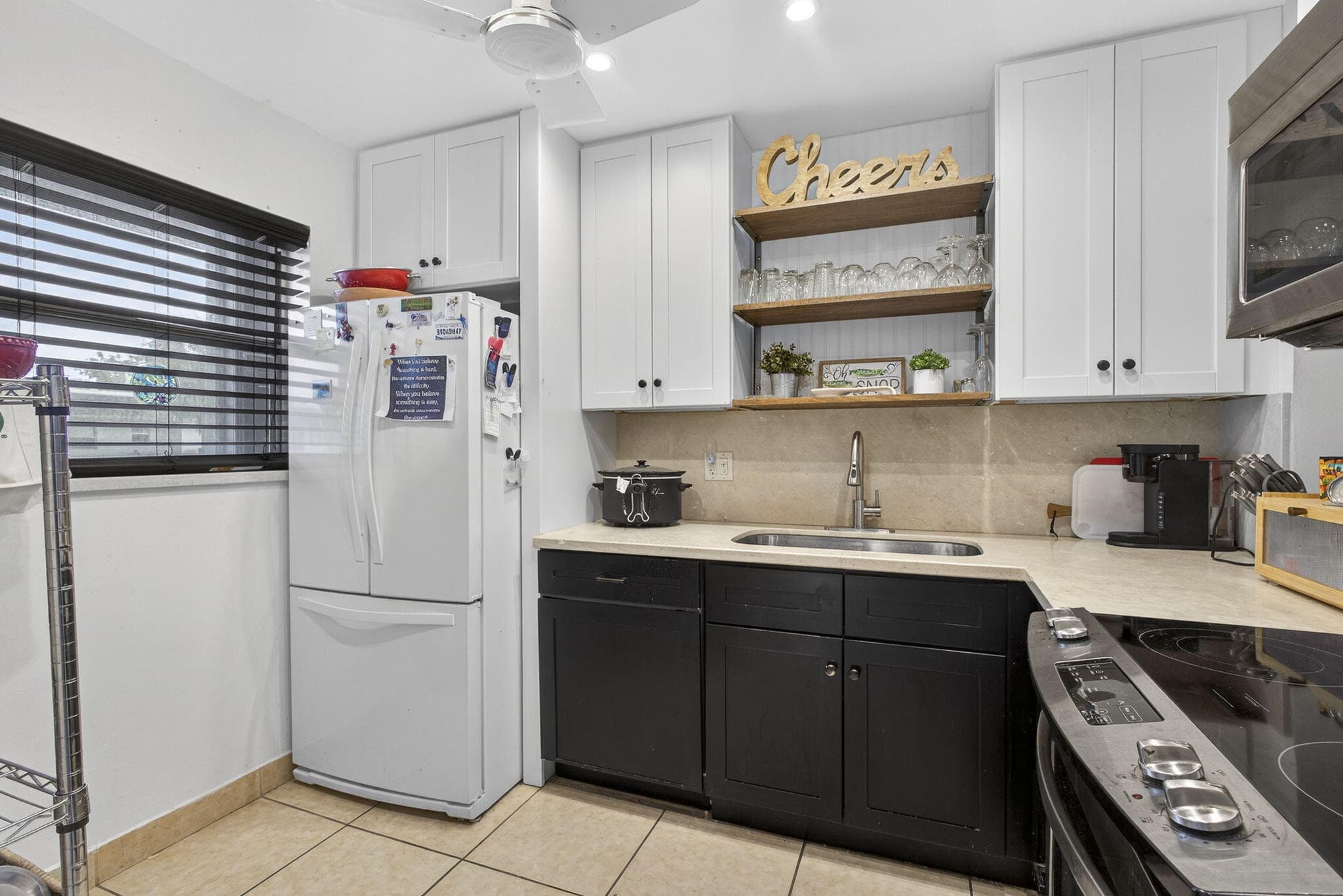 202 Oxford 200, West Palm Beach, FL 33417 — photo 7 of 35