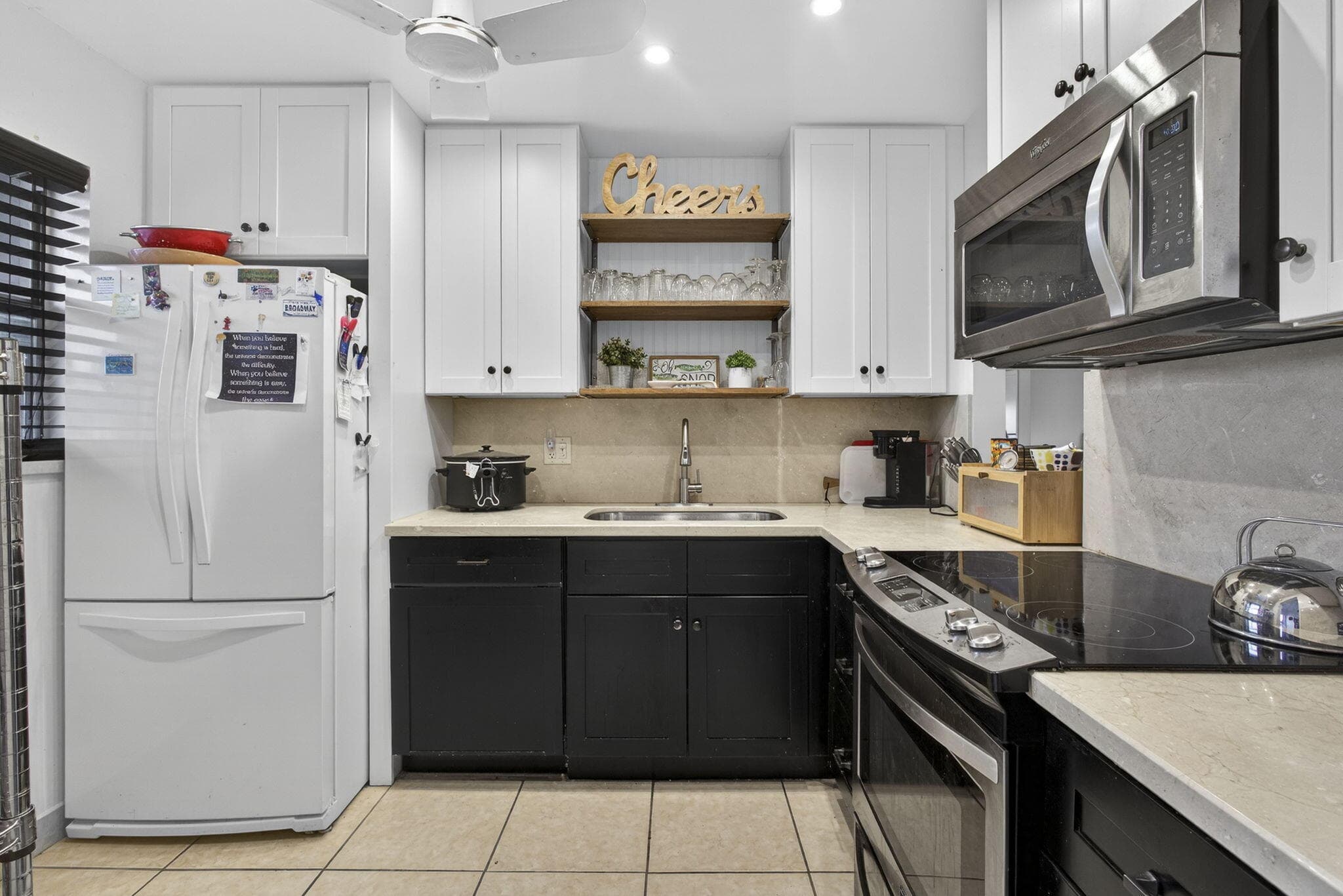 202 Oxford 200, West Palm Beach, FL 33417 — photo 5 of 35