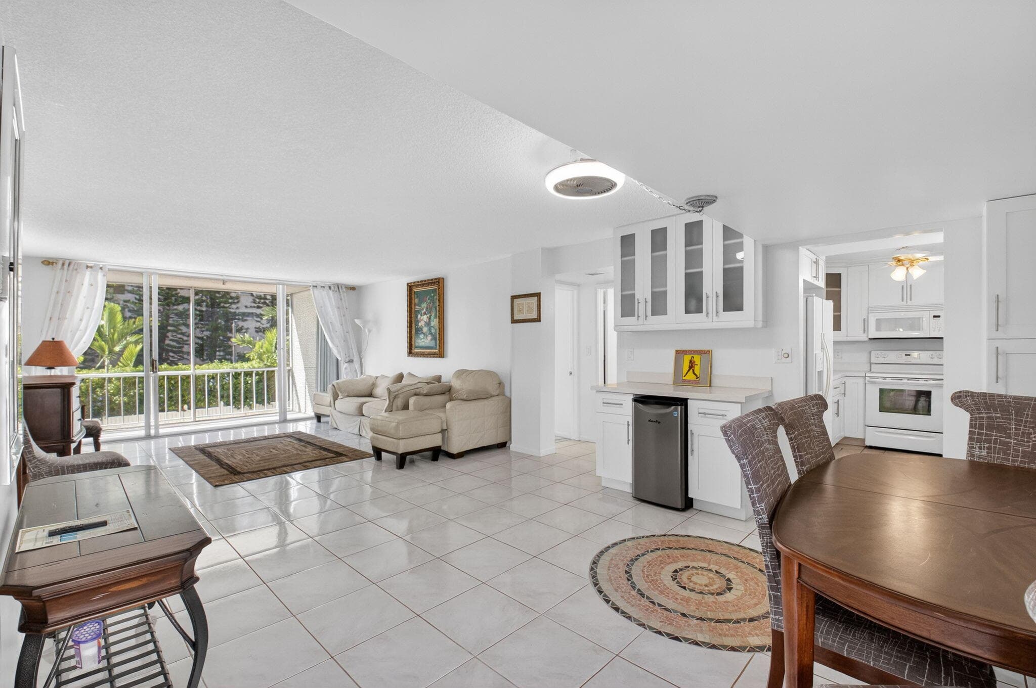 3575 S Ocean Boulevard 205, South Palm Beach, FL 33480 — photo 4 of 33