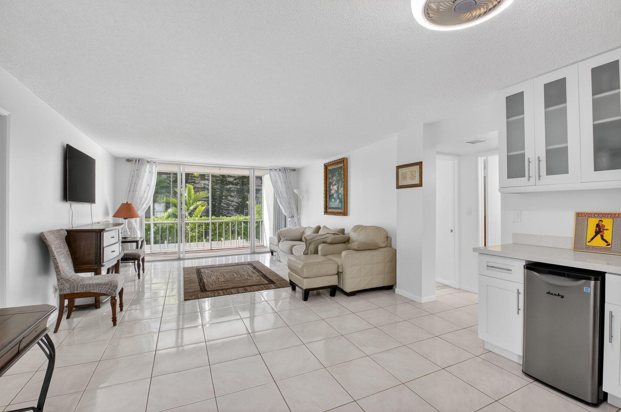 3575 S Ocean Boulevard 205, South Palm Beach, FL 33480 — photo 5 of 33
