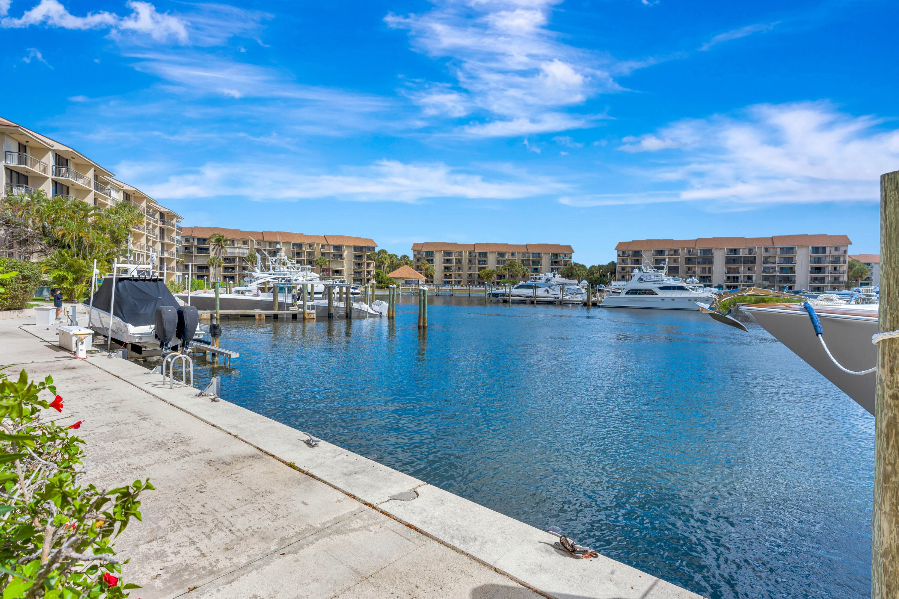 2501 Marina Isle Way 104, Jupiter, FL 33477 — photo 43 of 56
