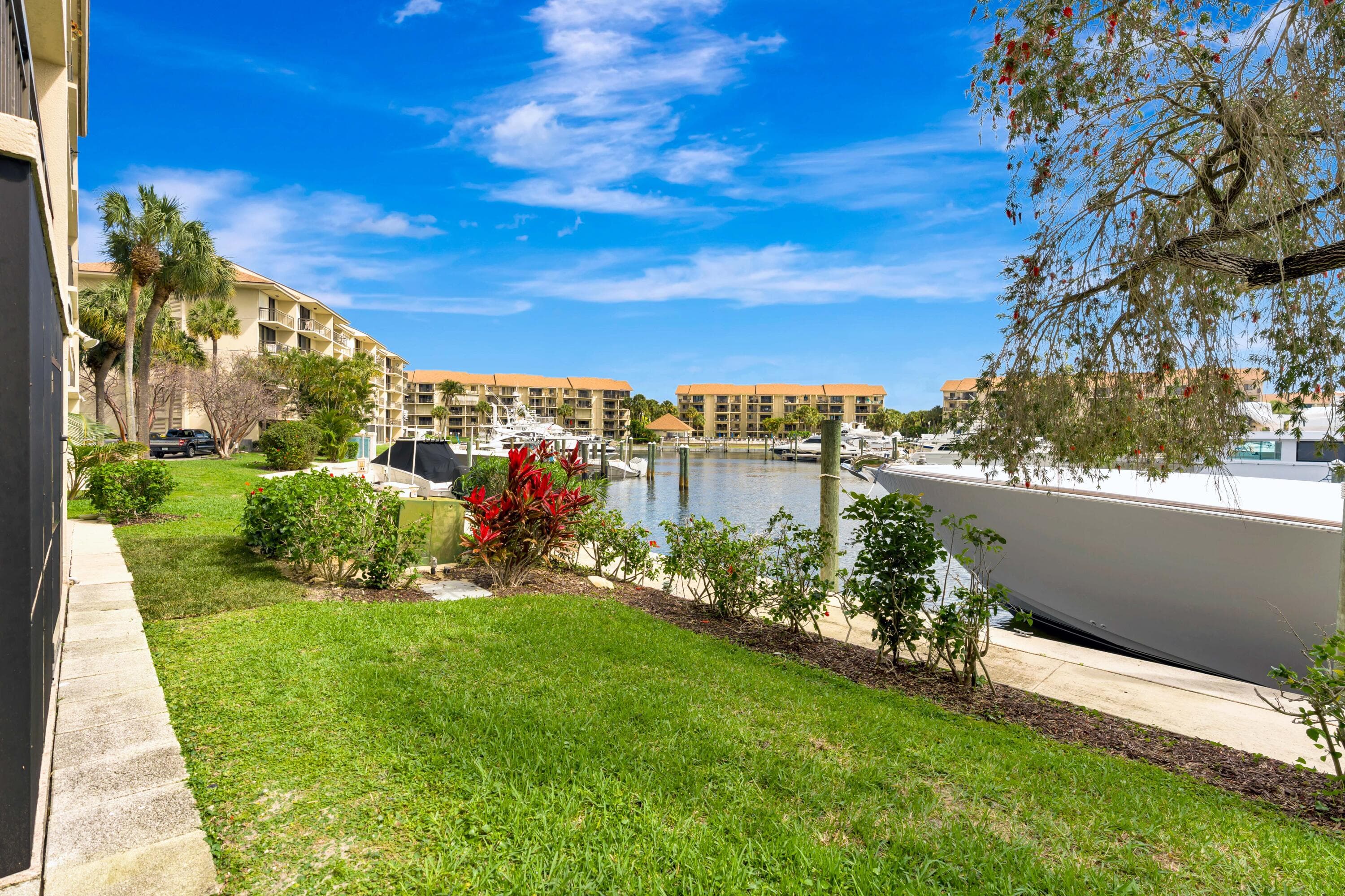 2501 Marina Isle Way 104, Jupiter, FL 33477 — photo 42 of 56