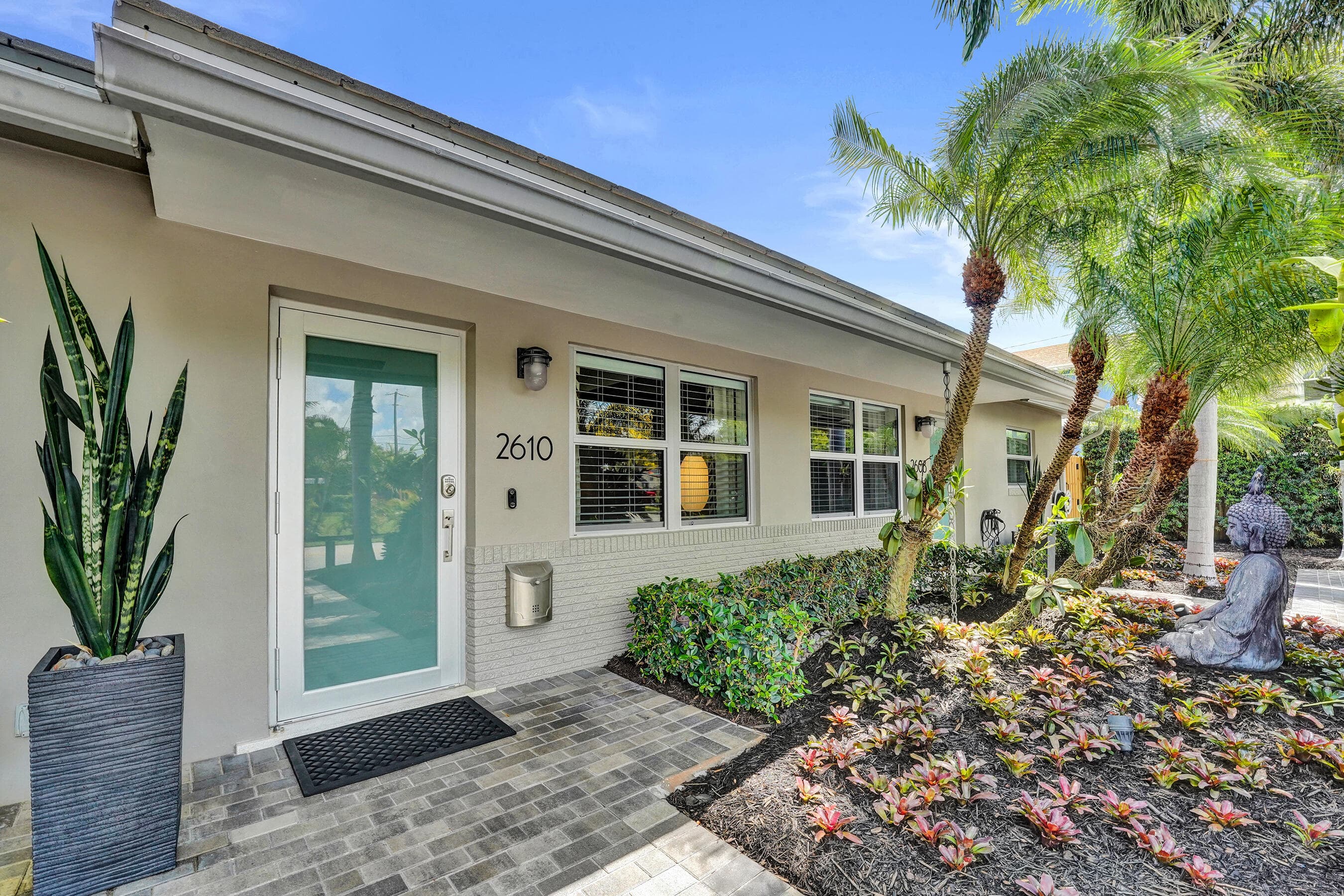2610 NE 10th Terrace 2608-2610, Wilton Manors, FL 33334 — photo 33 of 80