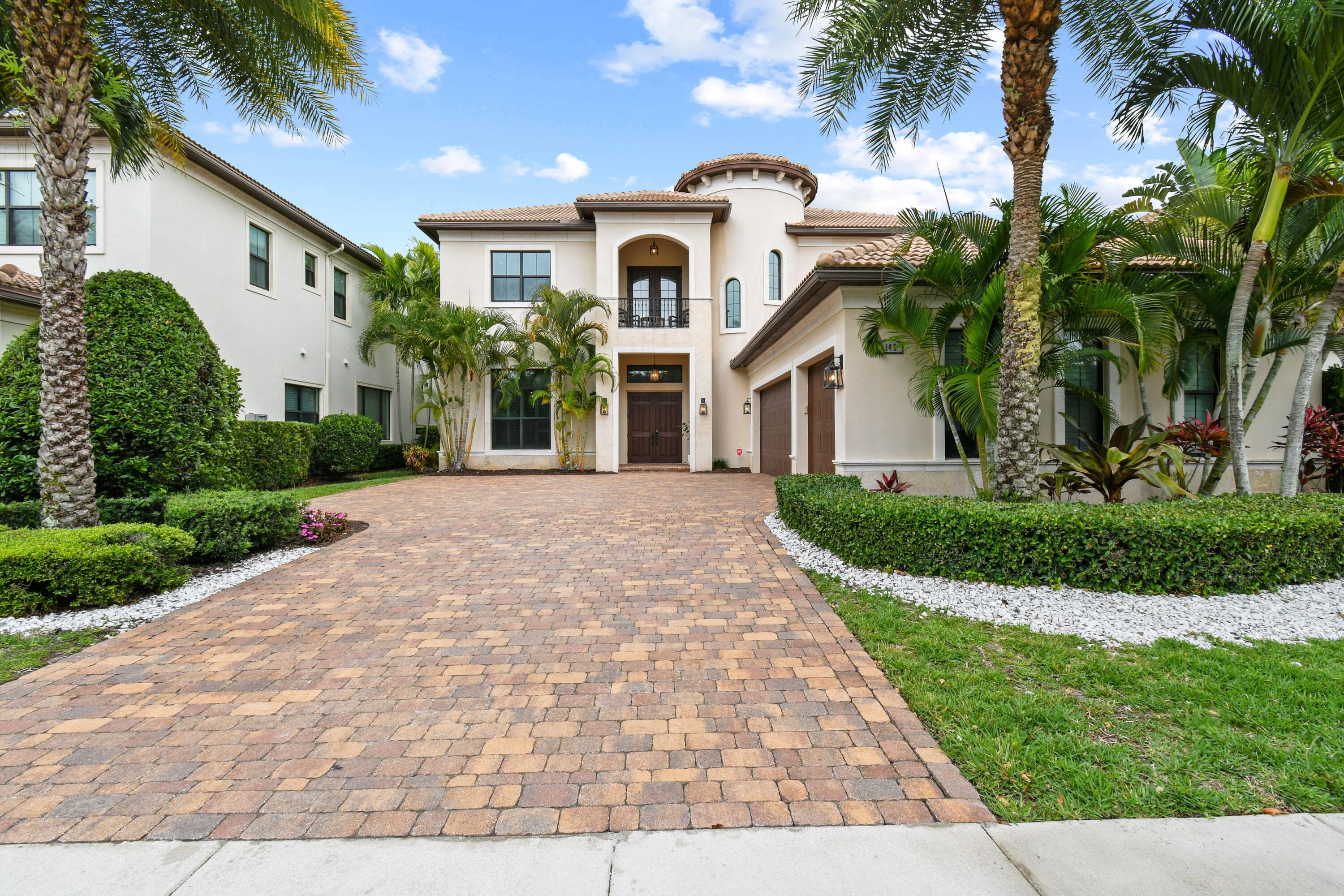 145 Gardenia Isles Drive, Palm Beach Gardens, FL 33418 — photo 2 of 49