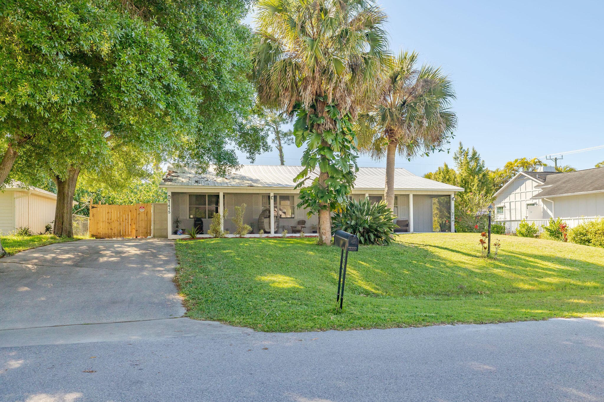 1415 SW 16th Ct Court SW, Vero Beach, FL 32962 — photo 1 of 42