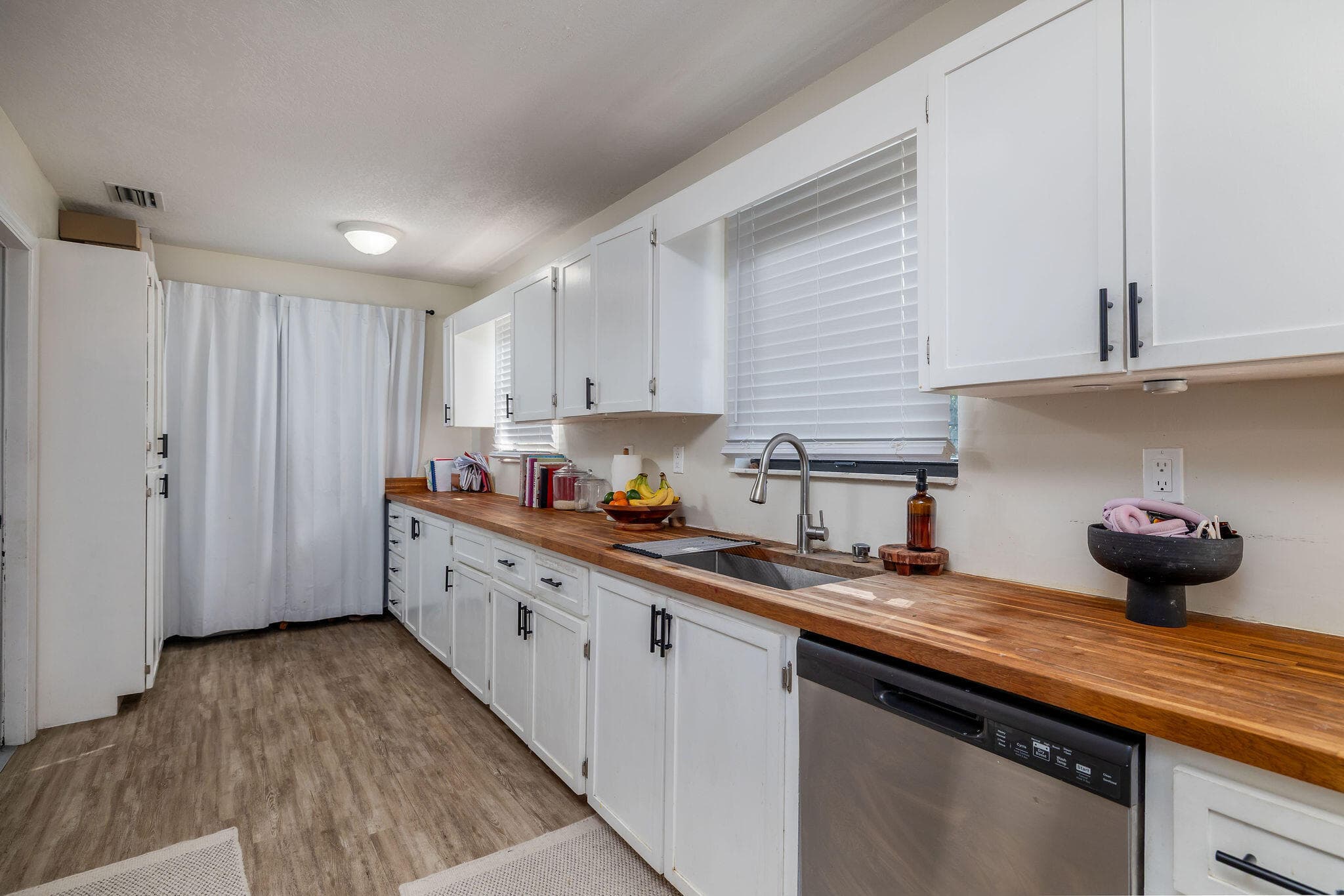 1415 SW 16th Ct Court SW, Vero Beach, FL 32962 — photo 14 of 42