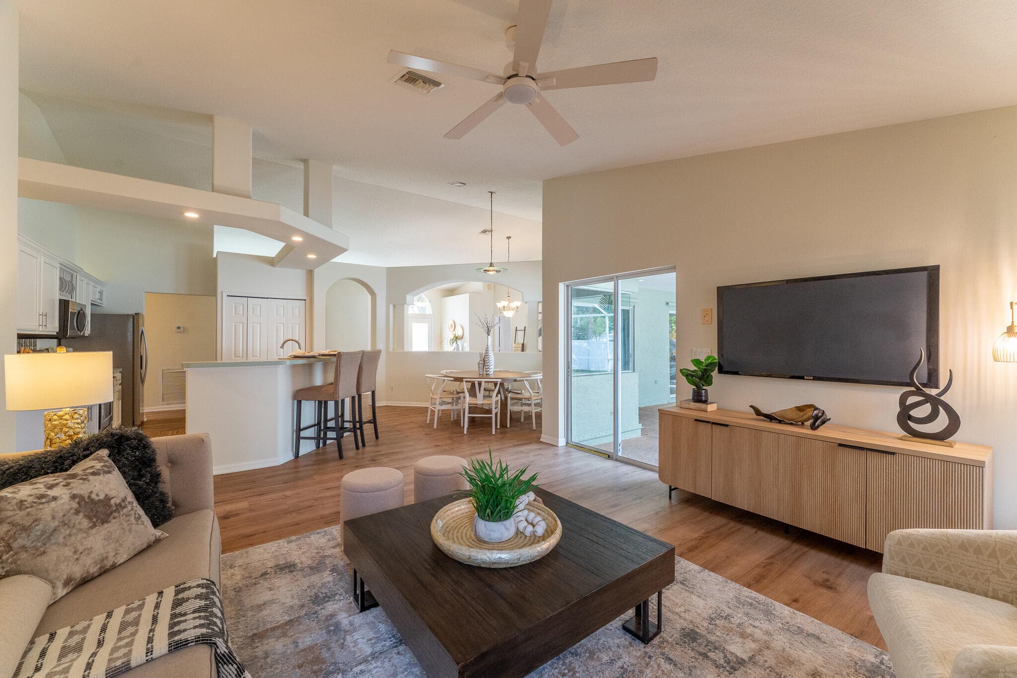 513 SE Cliff Road, Port St. Lucie, FL 34984 — photo 10 of 31