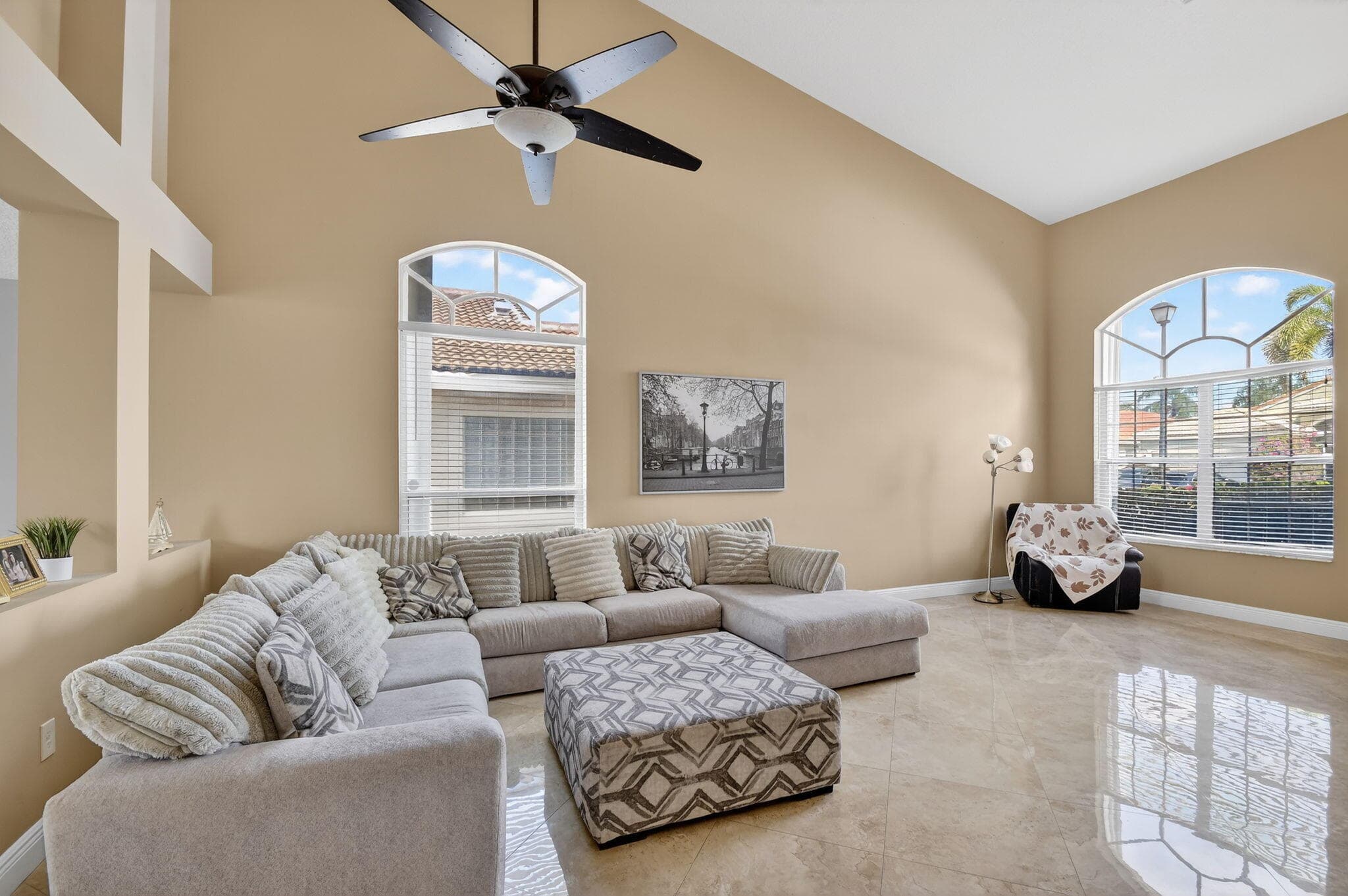 6828 Ashton Street, Boynton Beach, FL 33437 — photo 8 of 47