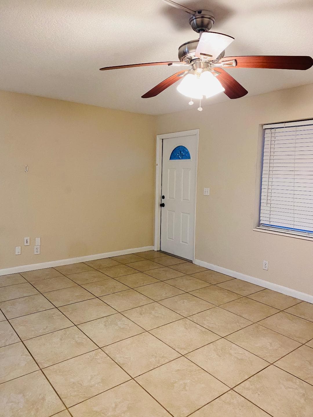 124 Yacht Club Drive 6, North Palm Beach, FL 33408 — photo 3 of 6