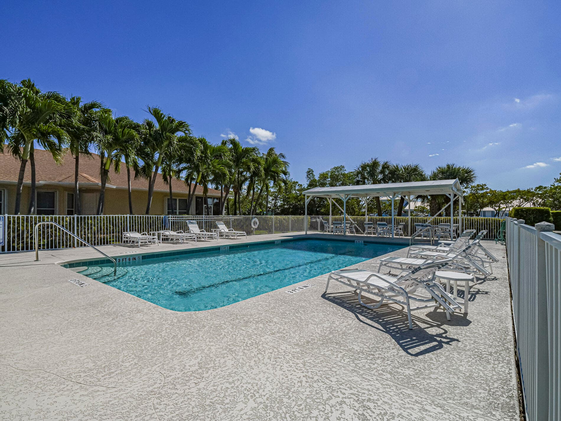 3223 S Lakeview Circle 20-8, Hutchinson Island, FL 34949 — photo 65 of 71