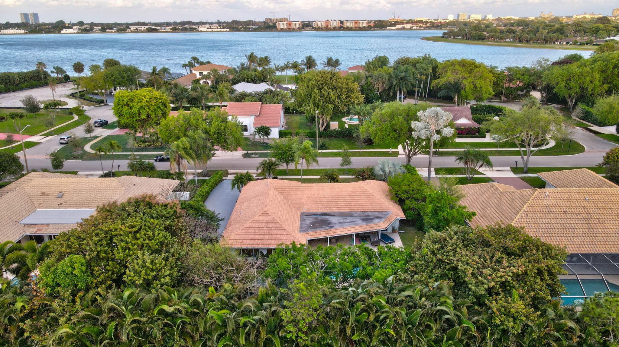 2001 Embassy Drive, West Palm Beach, FL 33401 — photo 63 of 64