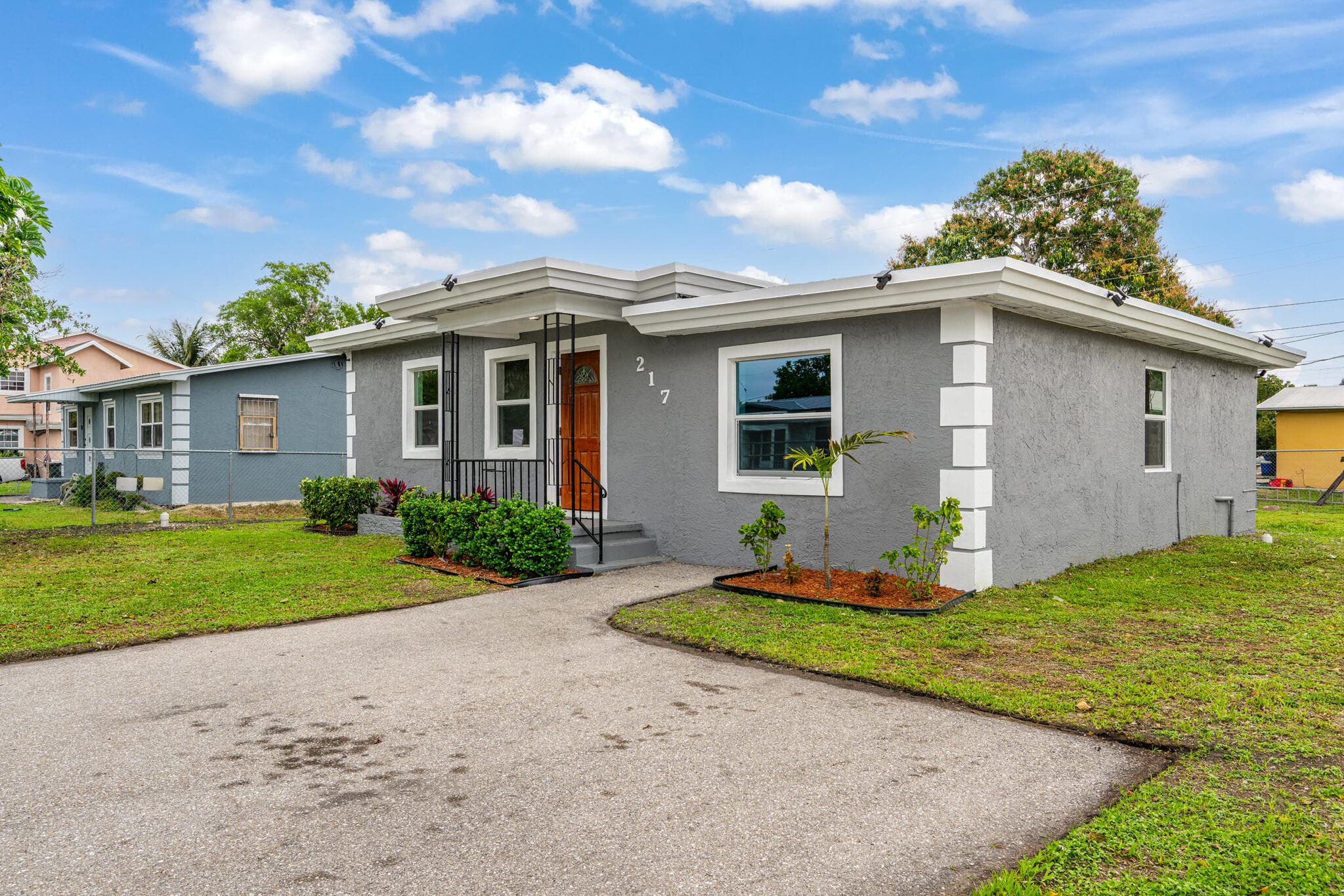 217 NW 14th Street, Belle Glade, FL 33430 — photo