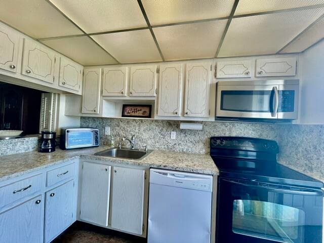 400 SE 10th Street 308, Deerfield Beach, FL 33441 — photo 5 of 17