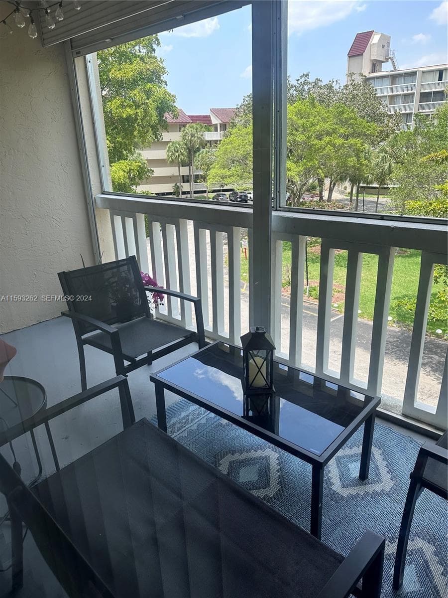 7021 Environ Boulevard 317, Lauderhill, FL 33319 — photo 20 of 28
