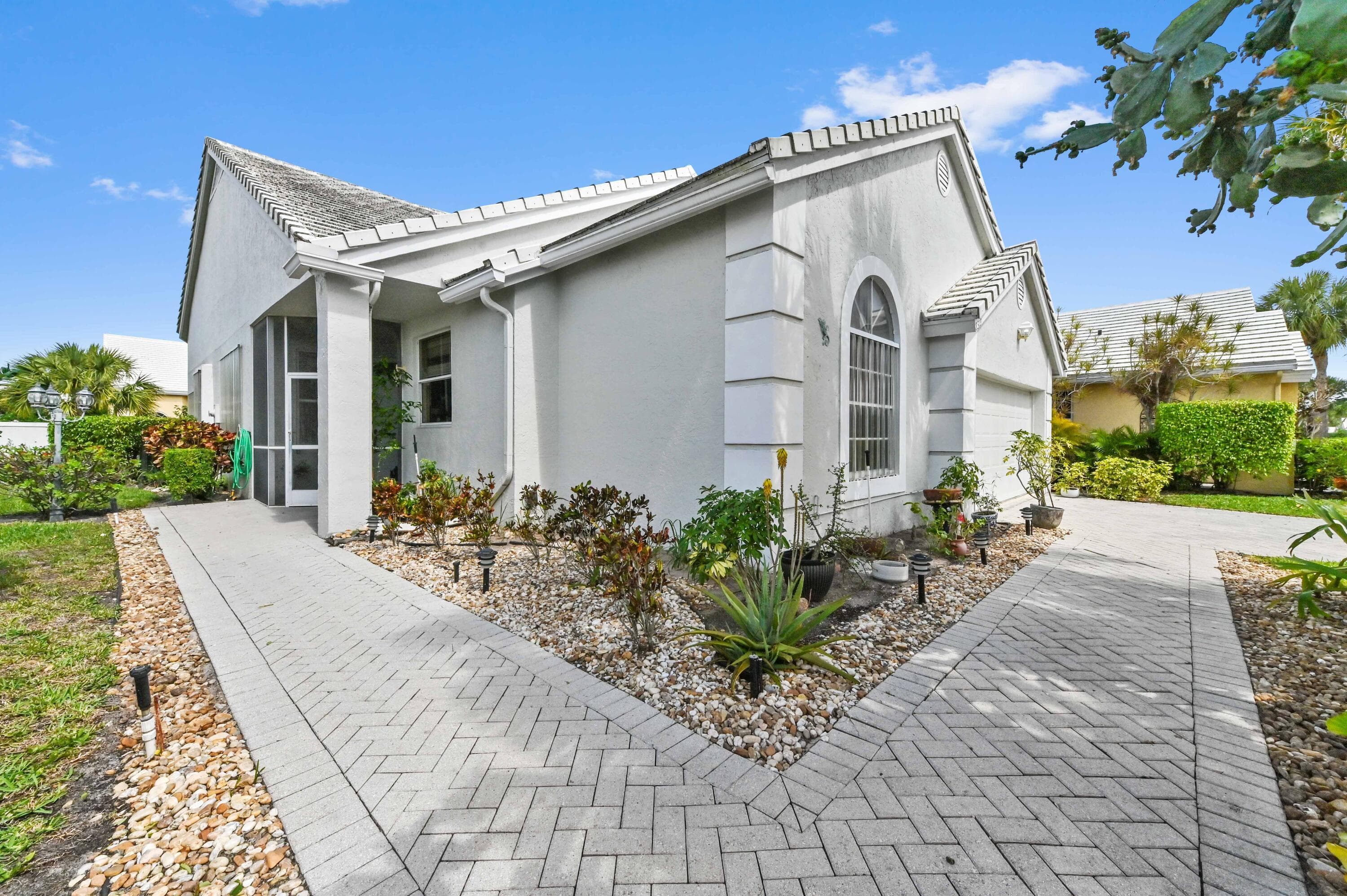 8319 Horseshoe Bay Road, Boynton Beach, FL 33472 — photo 2 of 69