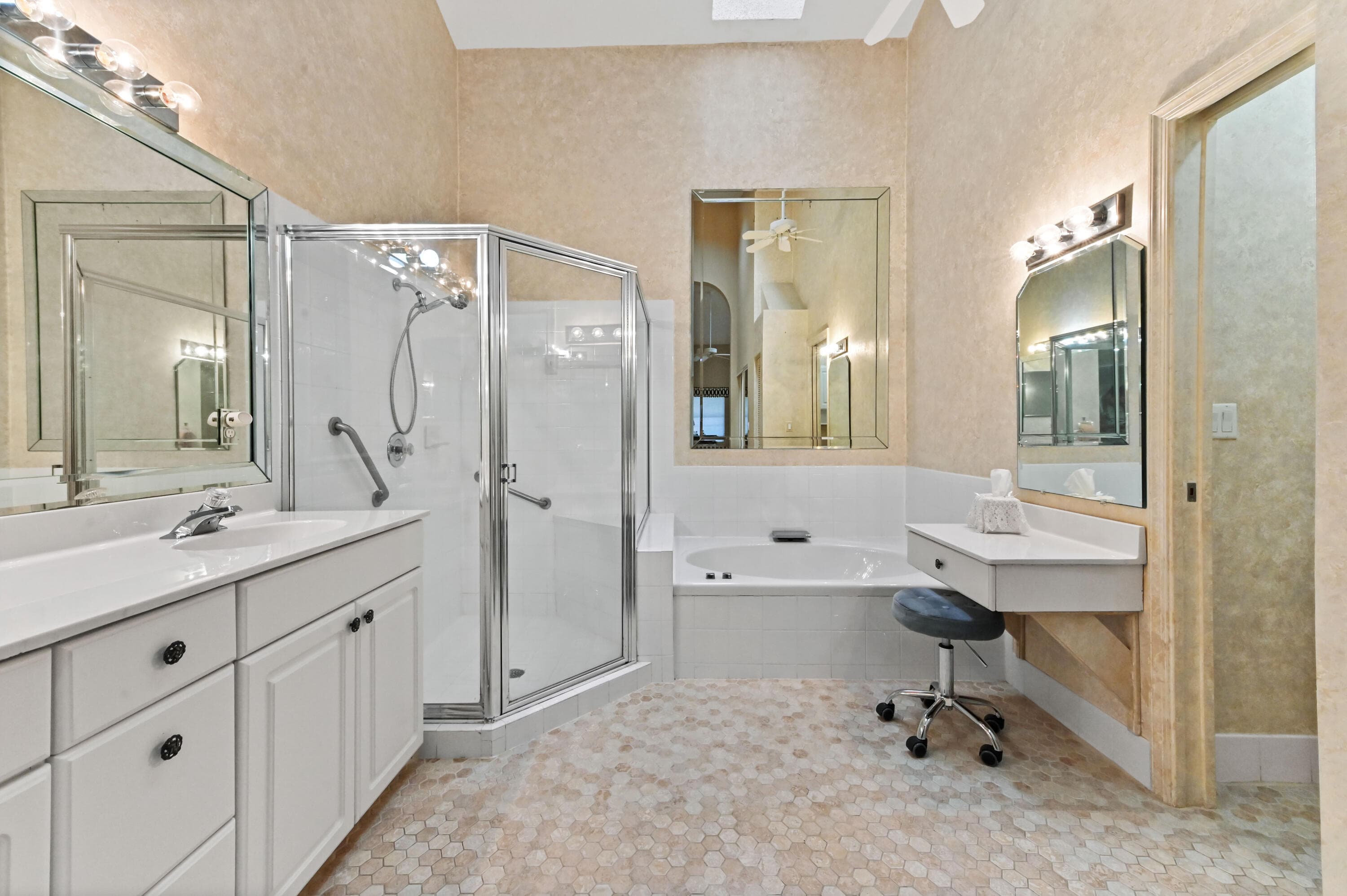 8319 Horseshoe Bay Road, Boynton Beach, FL 33472 — photo 29 of 69