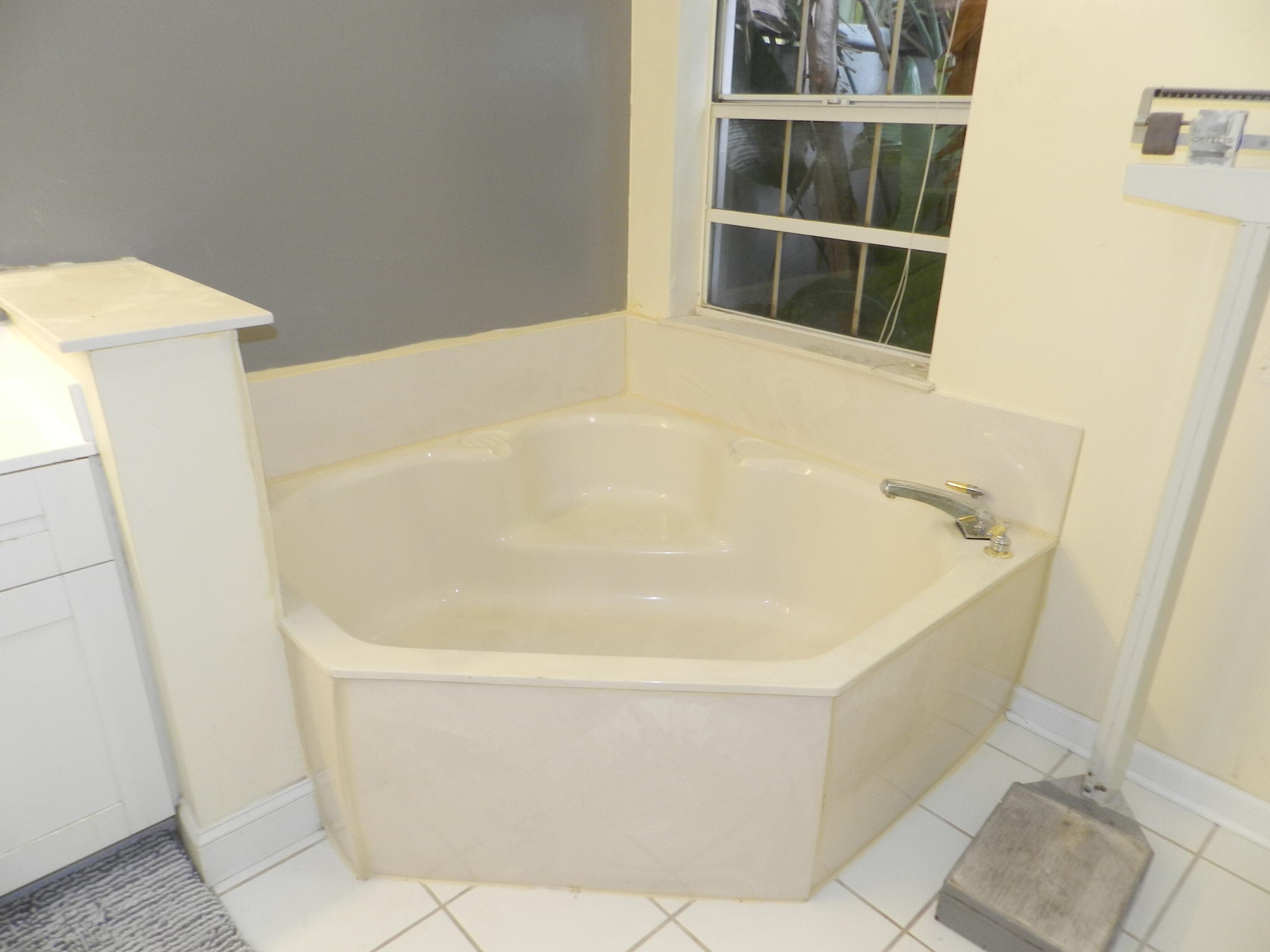 9198 Heathridge Drive, West Palm Beach, FL 33411 — photo 16 of 45