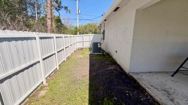 2490 SW Bayshore Boulevard, Port St. Lucie, FL 34984 — photo 34 of 53