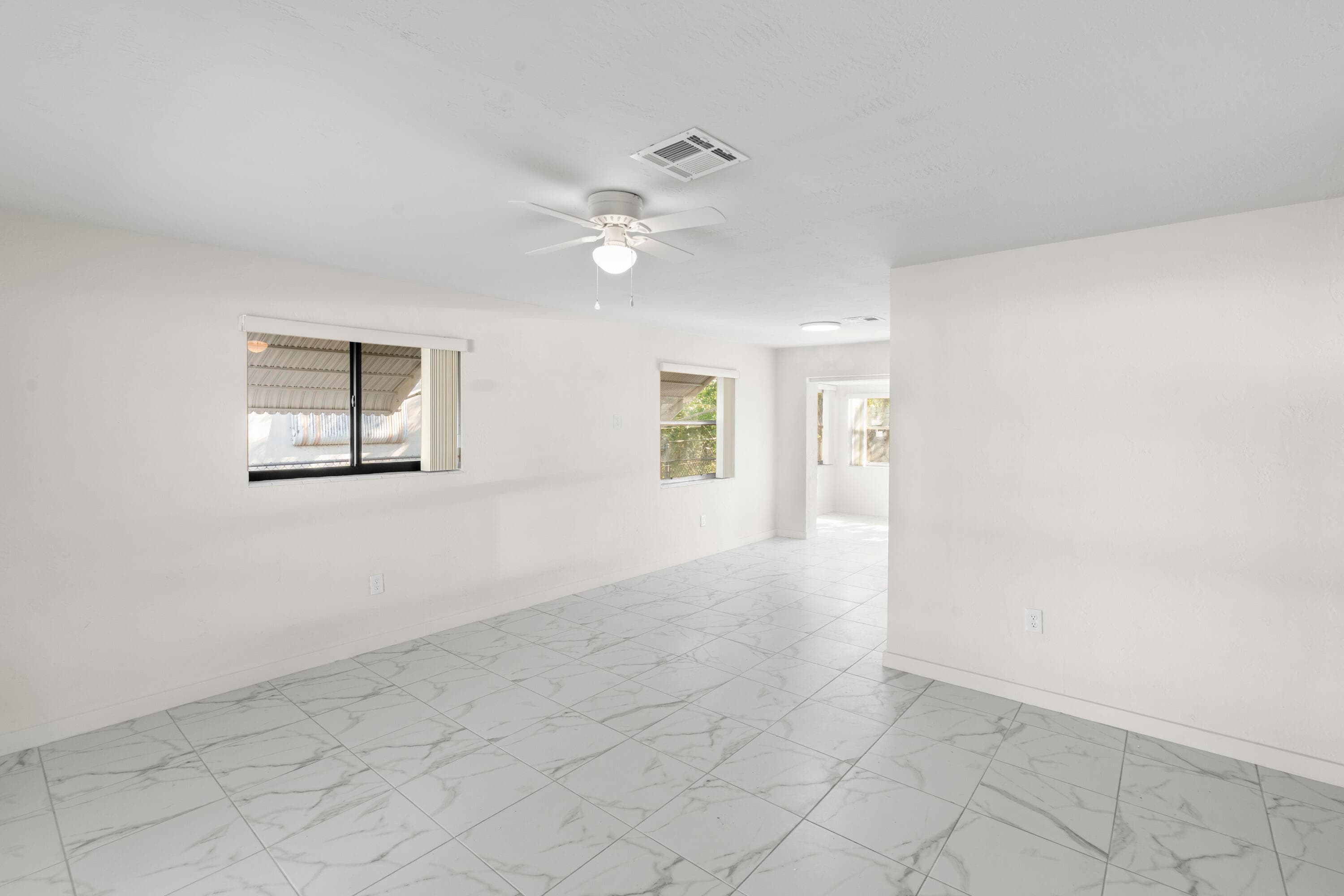 621 N 71st Avenue, Hollywood, FL 33024 — photo 10 of 26