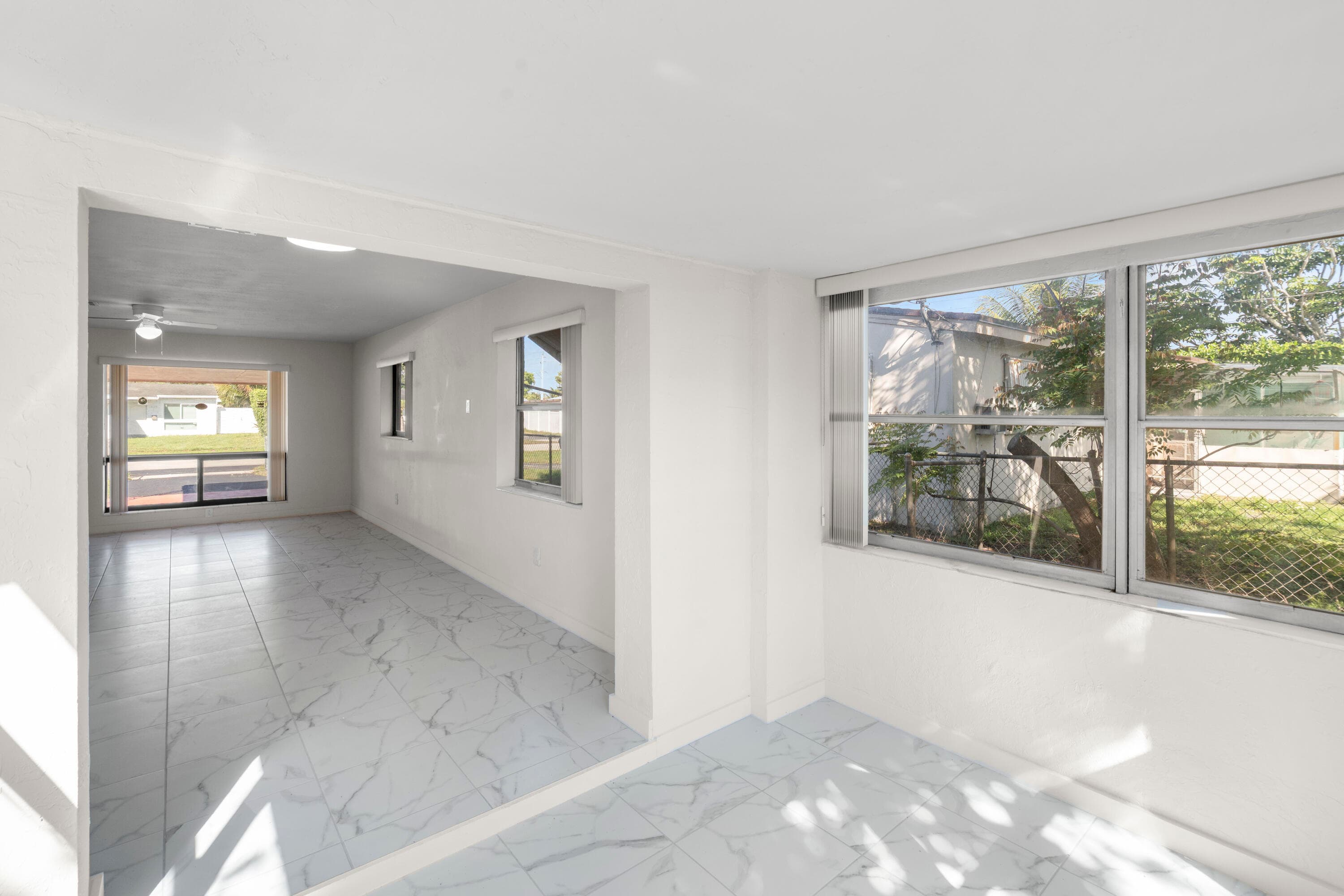 621 N 71st Avenue, Hollywood, FL 33024 — photo 12 of 26