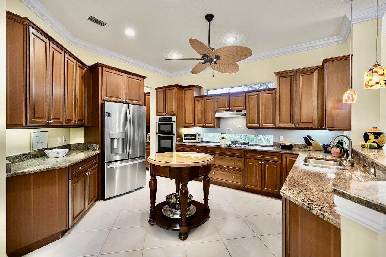 9078 Castle Harbour Circle, Vero Beach, FL 32963 — photo 12 of 36