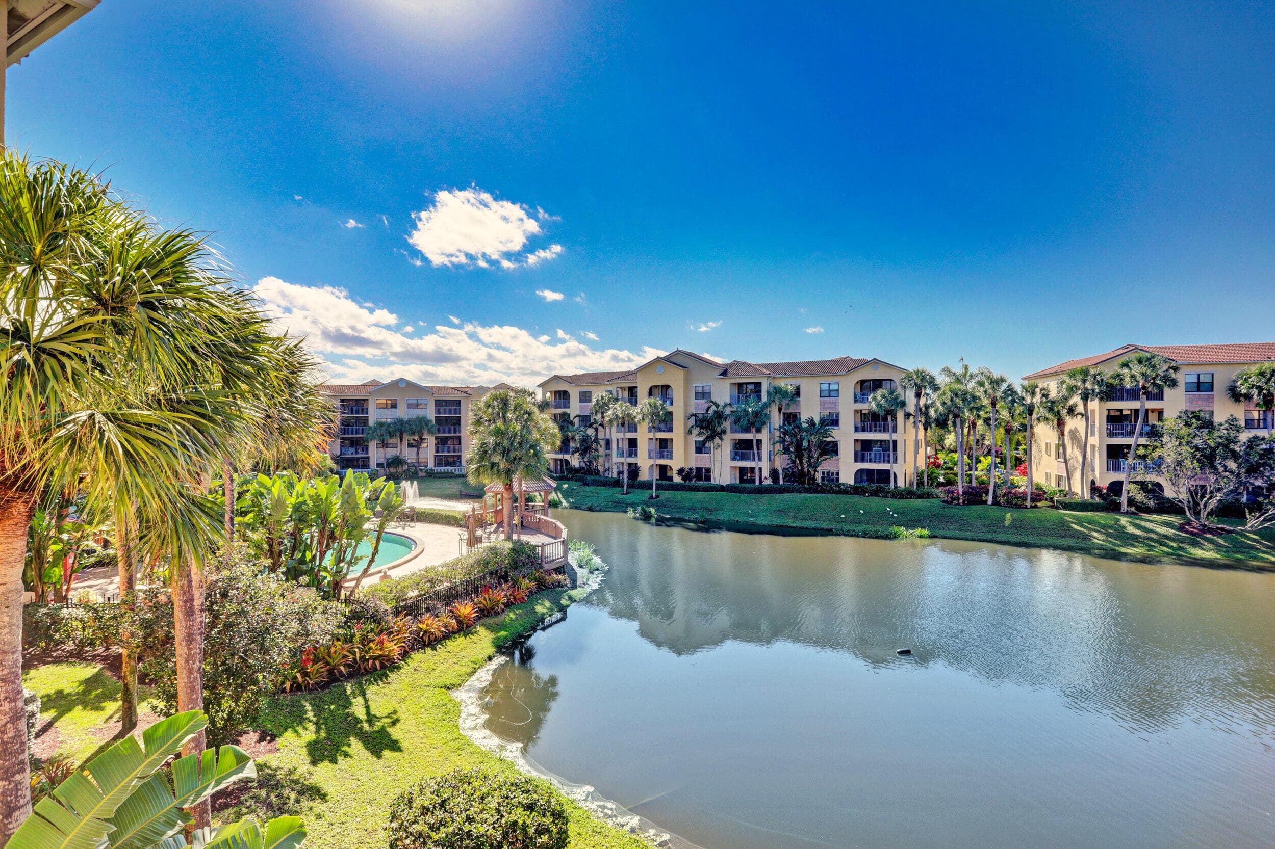 800 Uno Lago Drive 305, Juno Beach, FL 33408 — photo 2 of 52