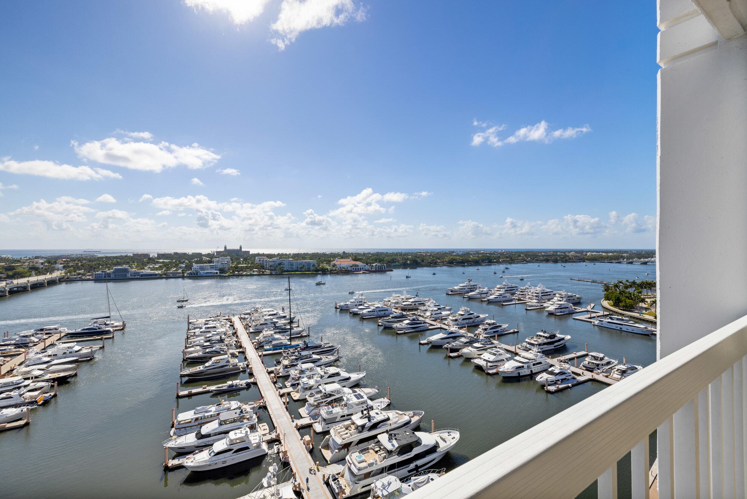 400 N Flagler Drive 2003, West Palm Beach, FL 33401 — photo 13 of 49