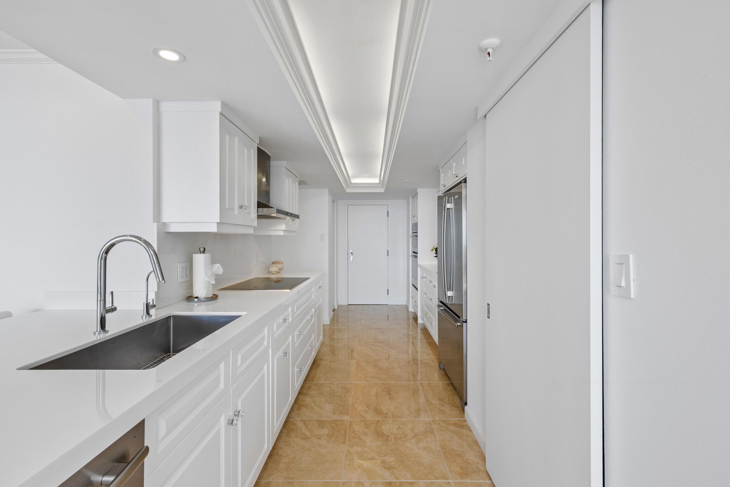 400 N Flagler Drive 2003, West Palm Beach, FL 33401 — photo 17 of 49
