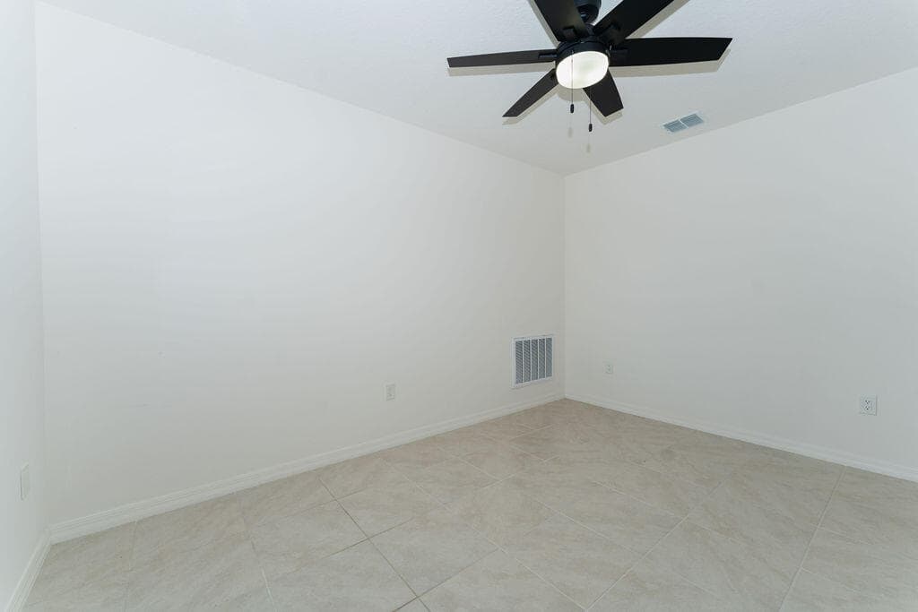 138 SW Carter Avenue, Port St. Lucie, FL 34983 — photo 17 of 85