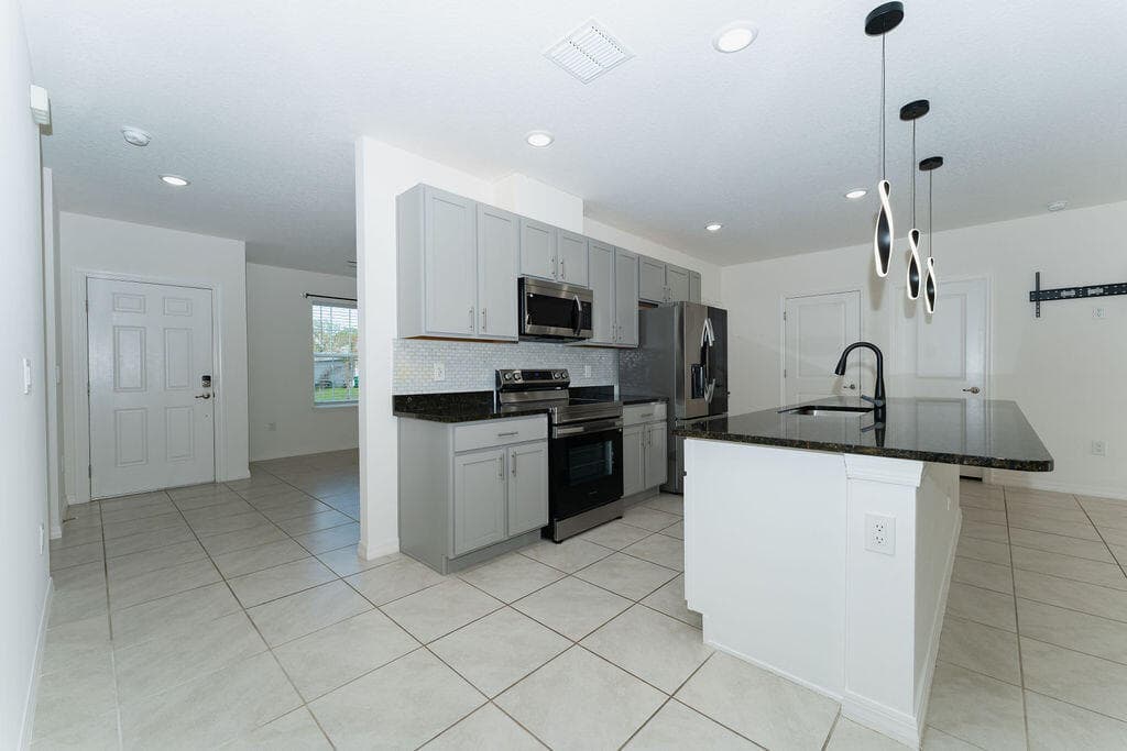138 SW Carter Avenue, Port St. Lucie, FL 34983 — photo 26 of 85