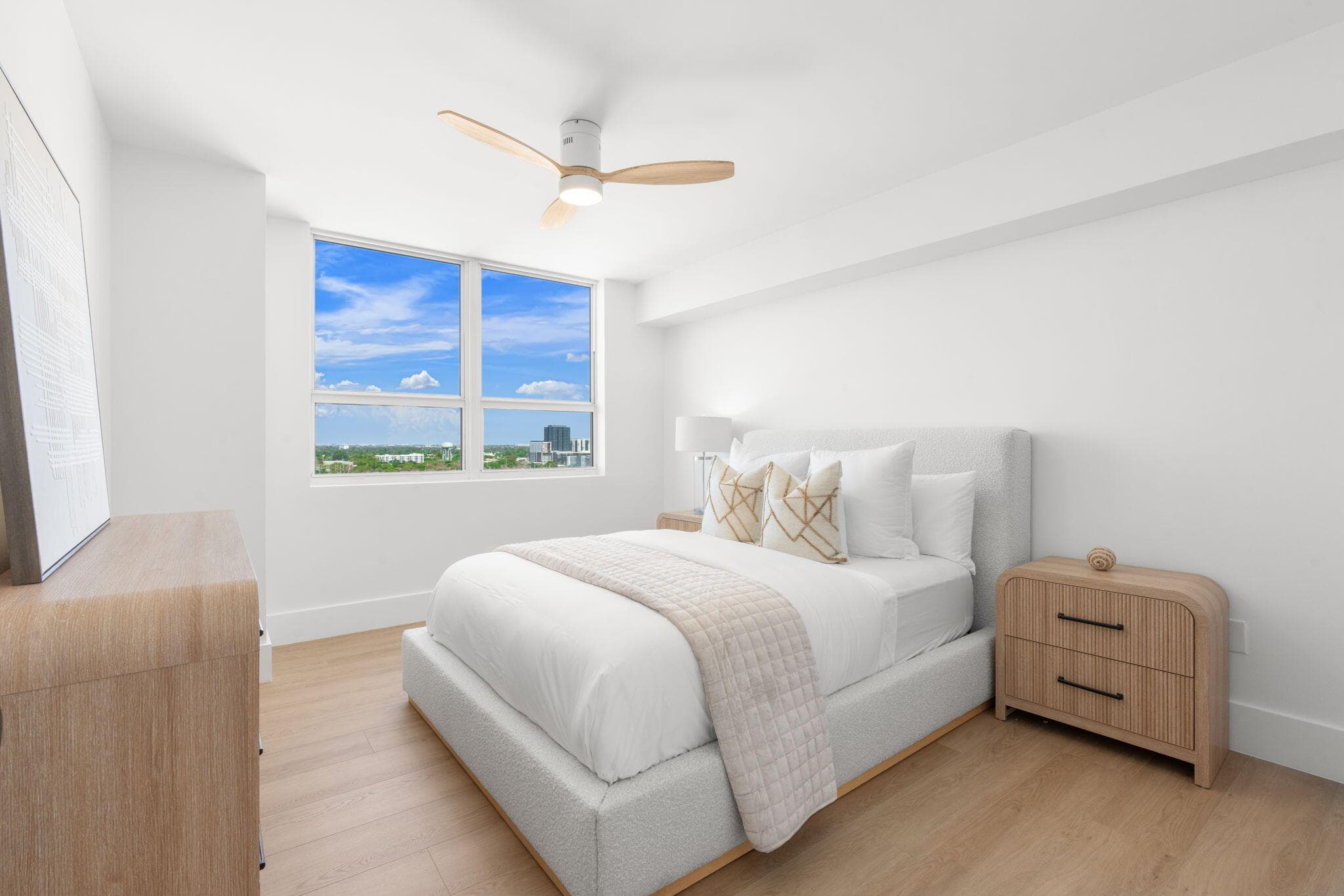 610 W Las Olas Boulevard 1613n, Fort Lauderdale, FL 33312 — photo 17 of 60