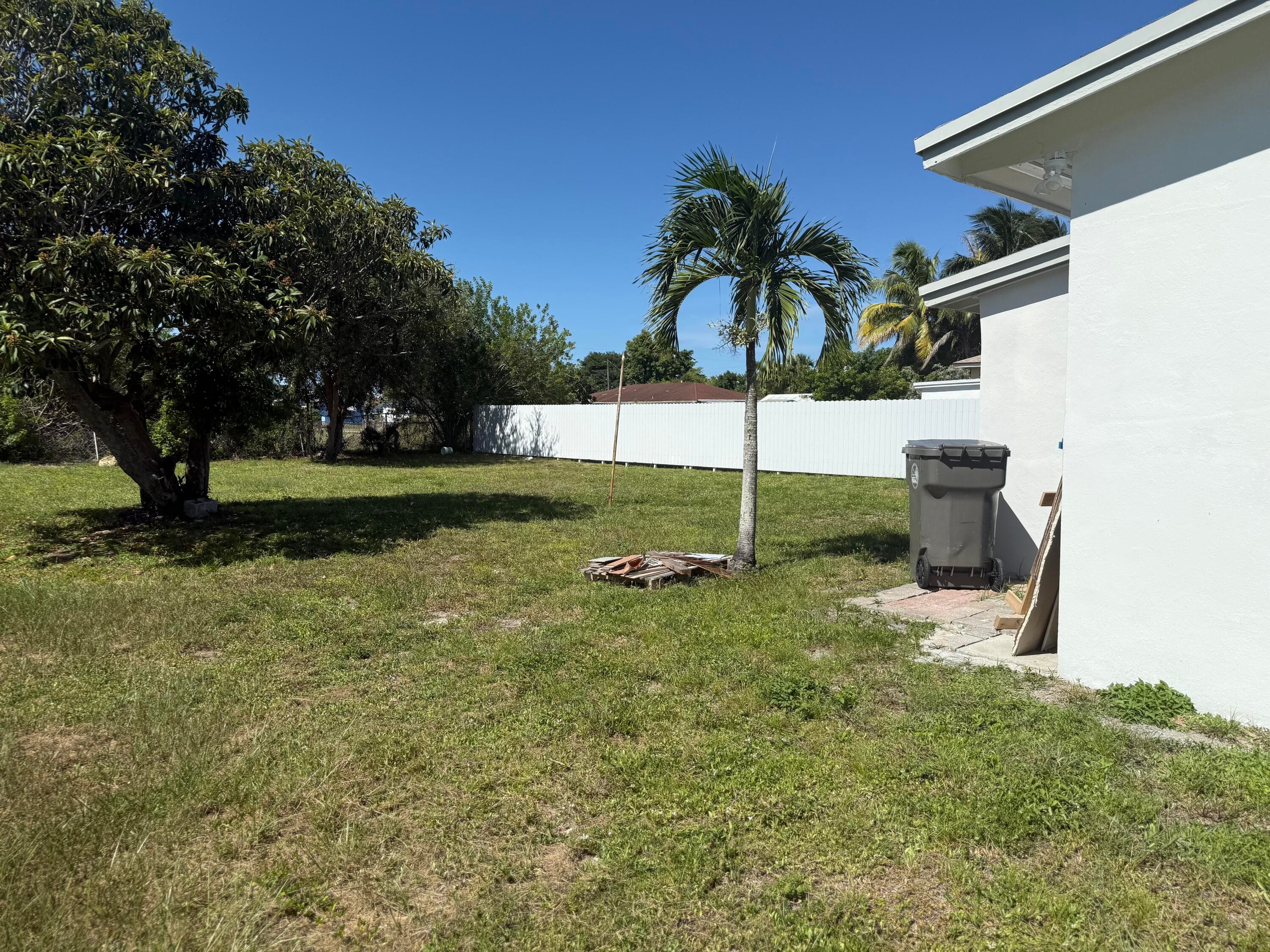 4131 SW 23rd Street, West Park, FL 33023 — photo 7 of 8
