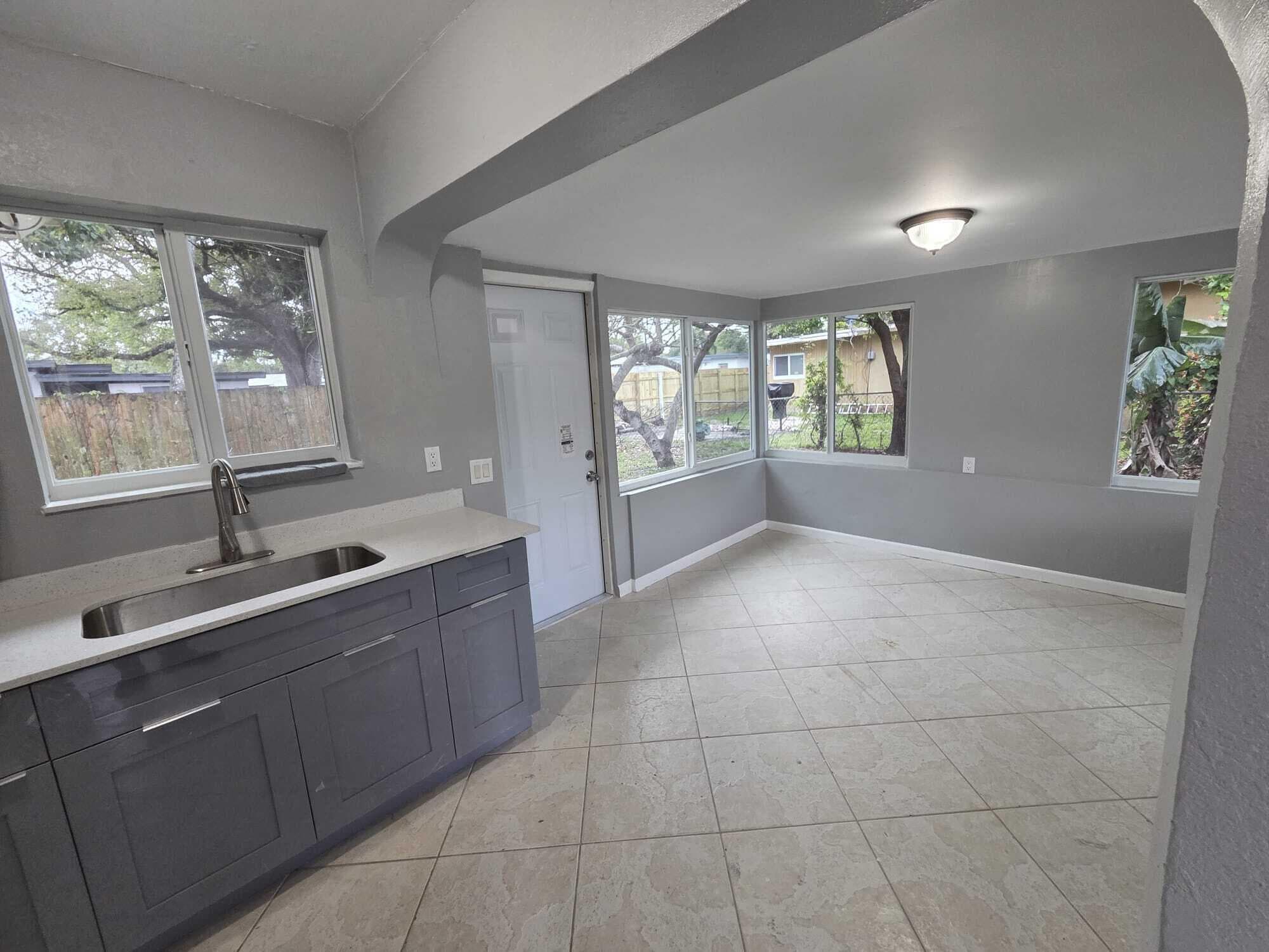 5720 Cleveland Street, Hollywood, FL 33021 — photo 1 of 21