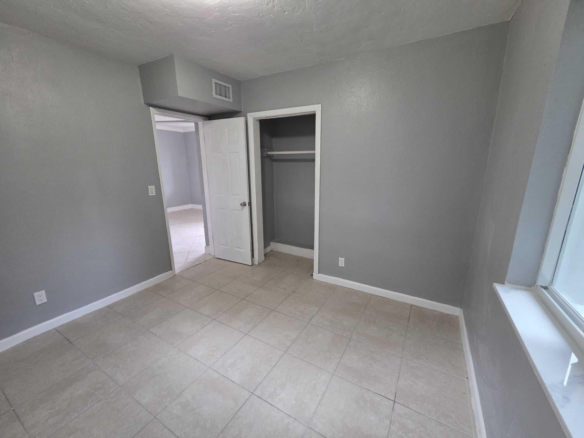 5720 Cleveland Street, Hollywood, FL 33021 — photo 9 of 21