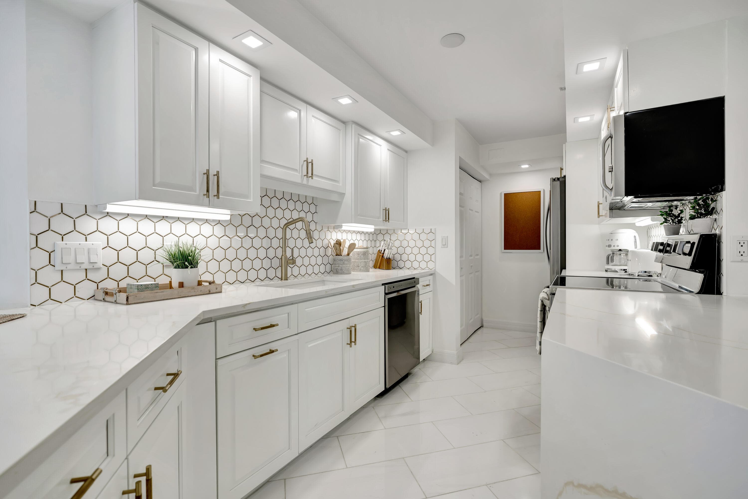 3000 N Ocean Drive 24f, Singer Island, FL 33404 — photo 16 of 81