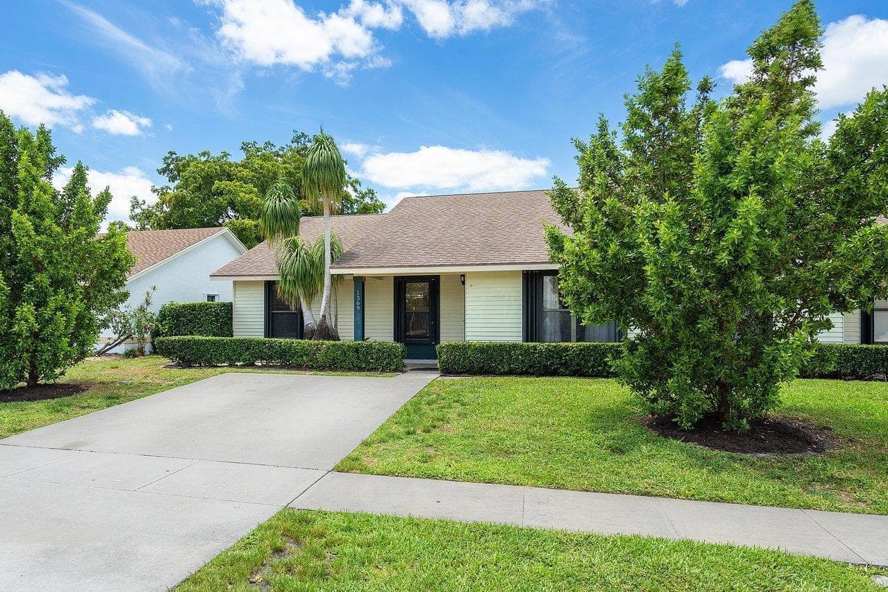 1369 Riverside Circle, Wellington, FL 33414 — photo 43 of 47