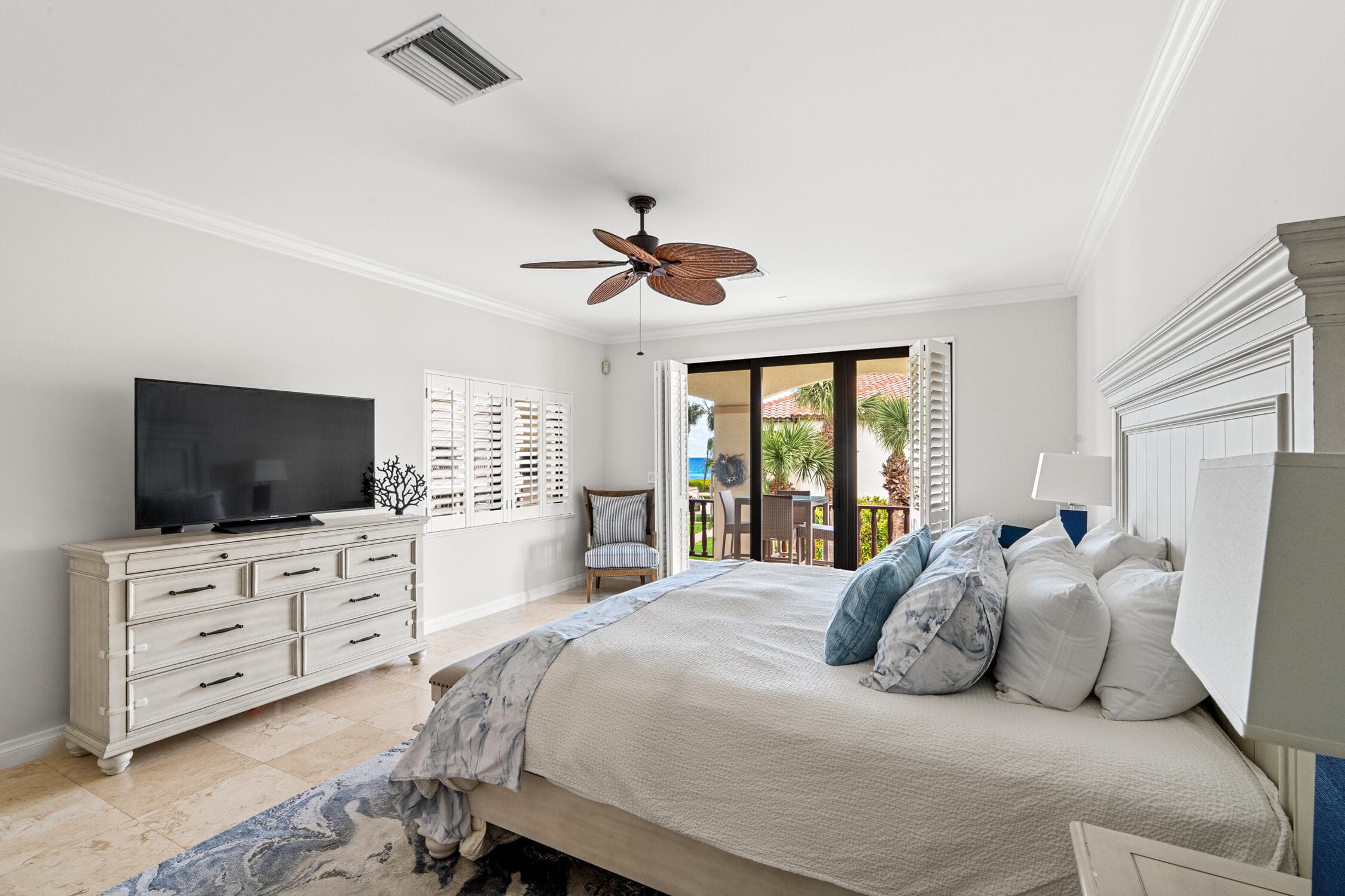 5833 N Ocean Boulevard #d2, Ocean Ridge, FL 33435 — photo 10 of 24
