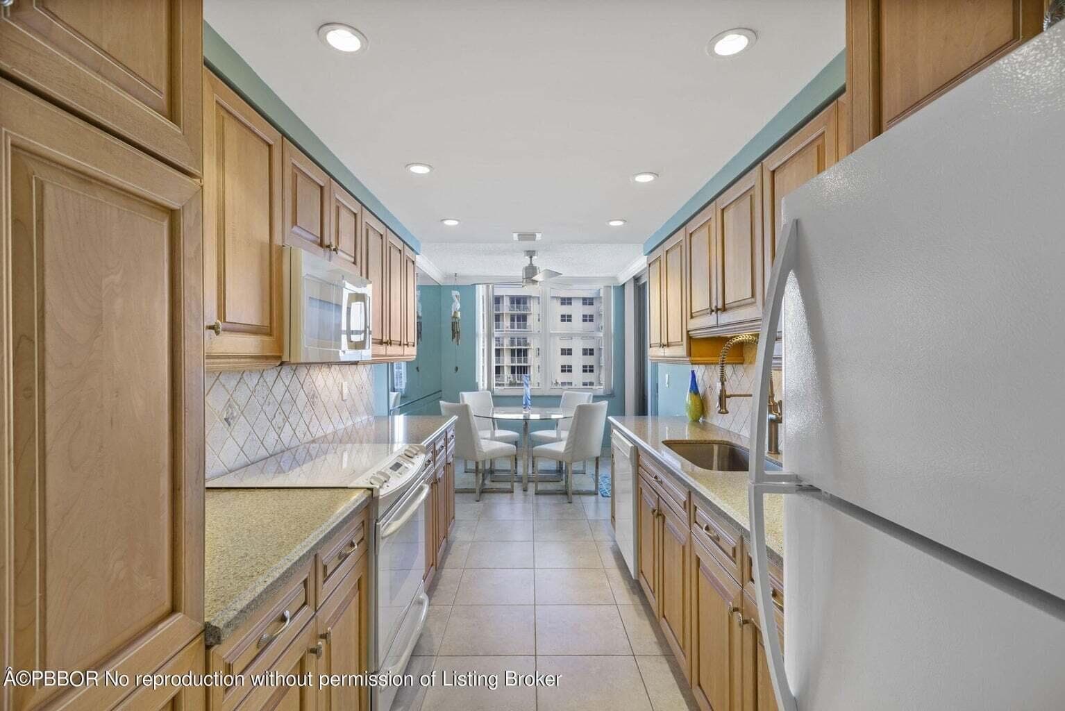 3546 S Ocean Boulevard 601, South Palm Beach, FL 33480 — photo 19 of 46